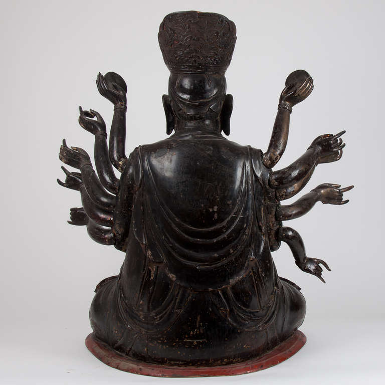 18th Century important Large Wooden 14 Armed Seated Buddha, Quan'am, Vietnam In Good Condition In Esbeek, NL