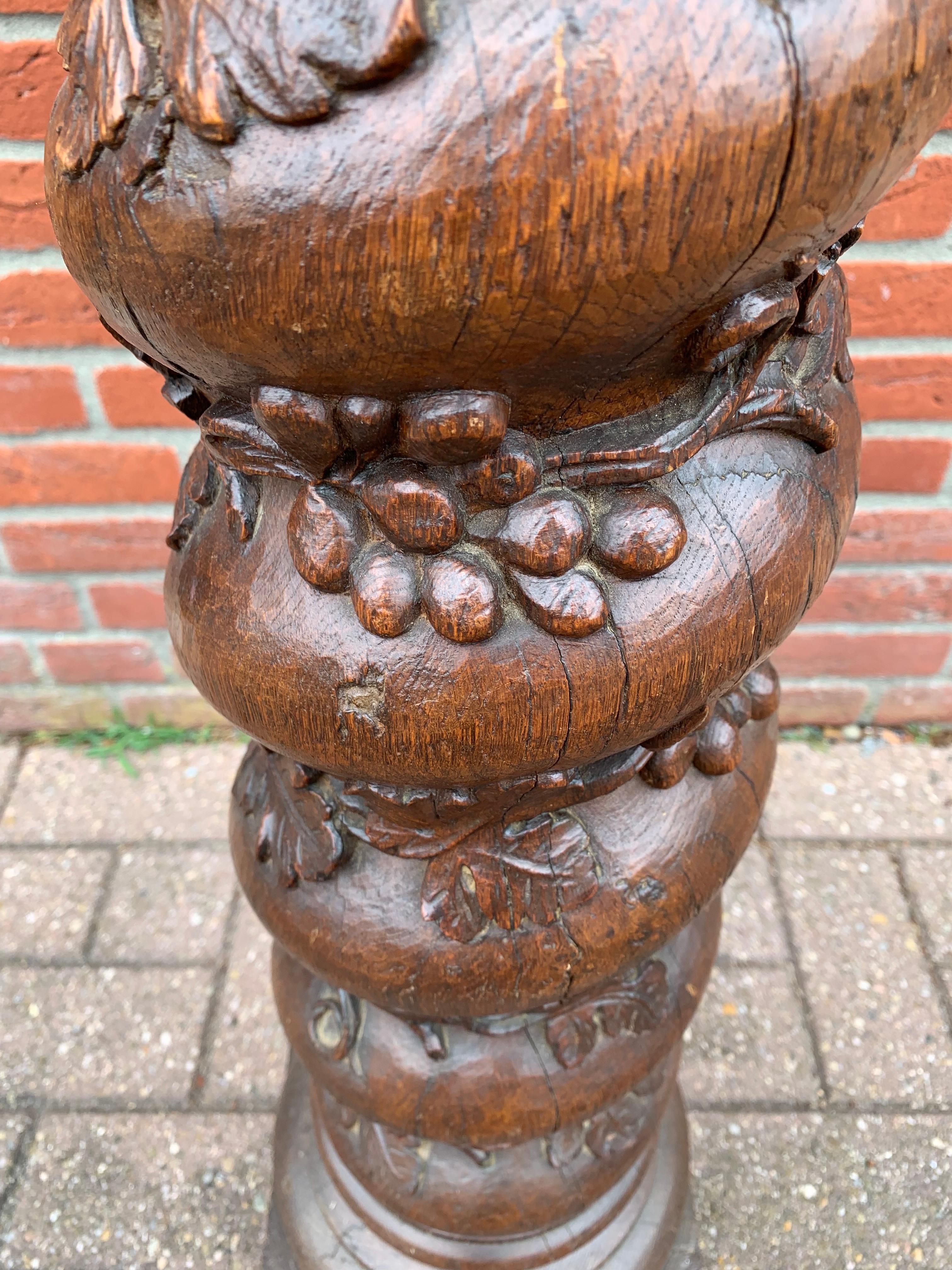 18th Century Impressive Hand Carved Oak Baroque Display Pedestal Sculpture Stand For Sale 11