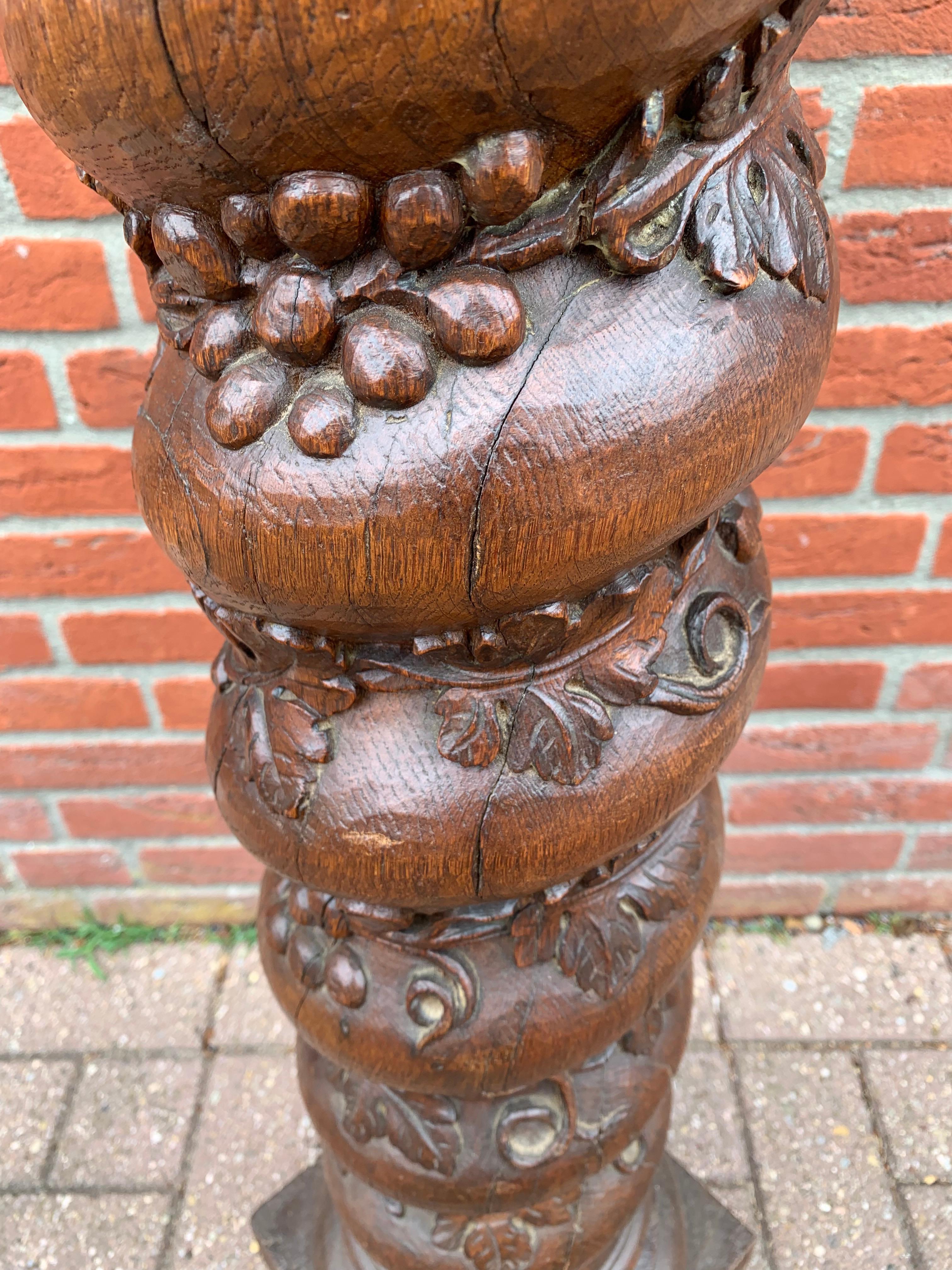 18th Century Impressive Hand Carved Oak Baroque Display Pedestal Sculpture Stand For Sale 1