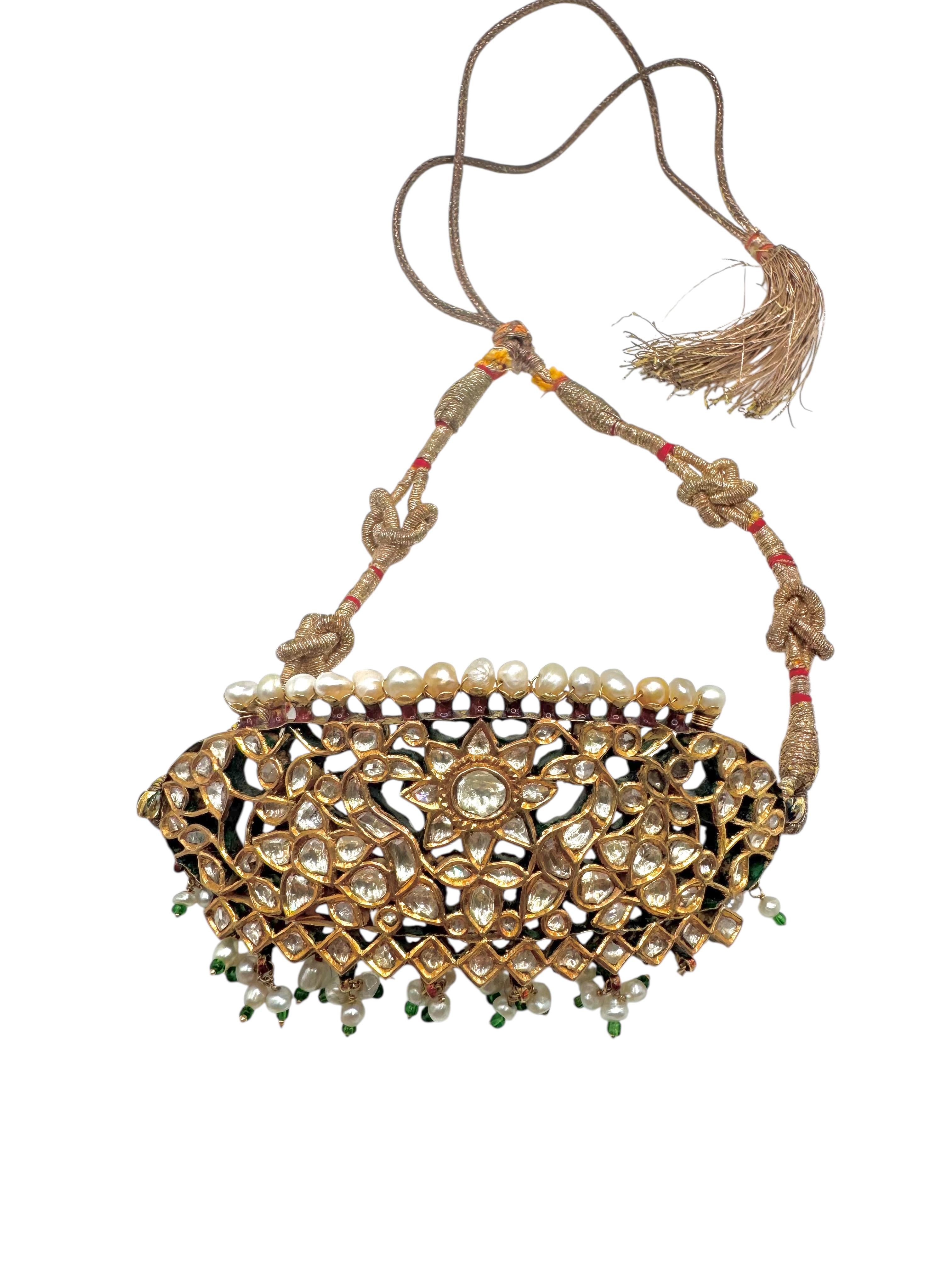 Rough Cut 18th Century Indian Gold, Diamond & Enamel Bazuband (Armband) For Sale