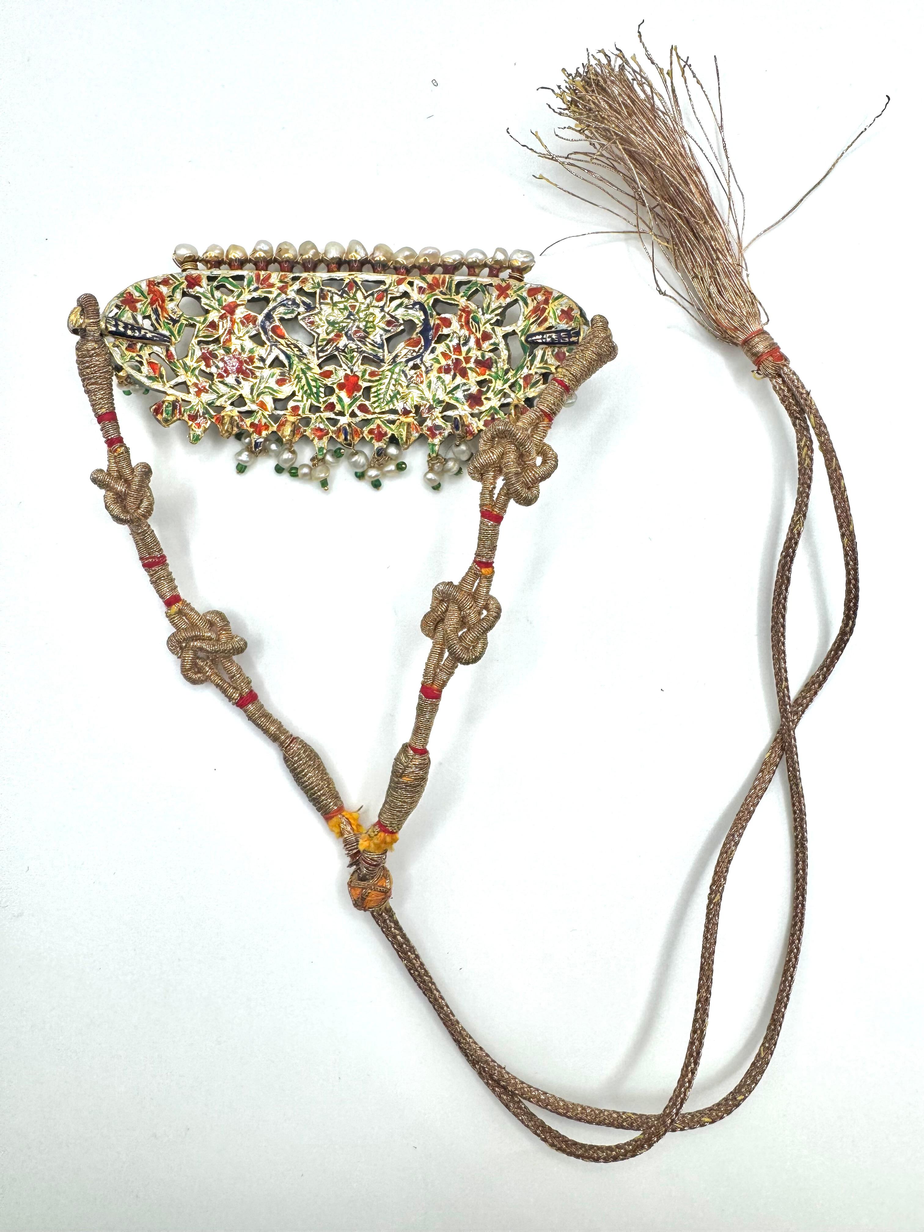 18th Century Indian Gold, Diamond & Enamel Bazuband (Armband) For Sale 1