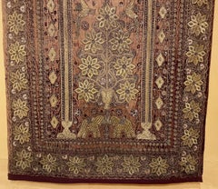 18th Century Indo-portuguese Embroidery In Gold Thread On Velvet