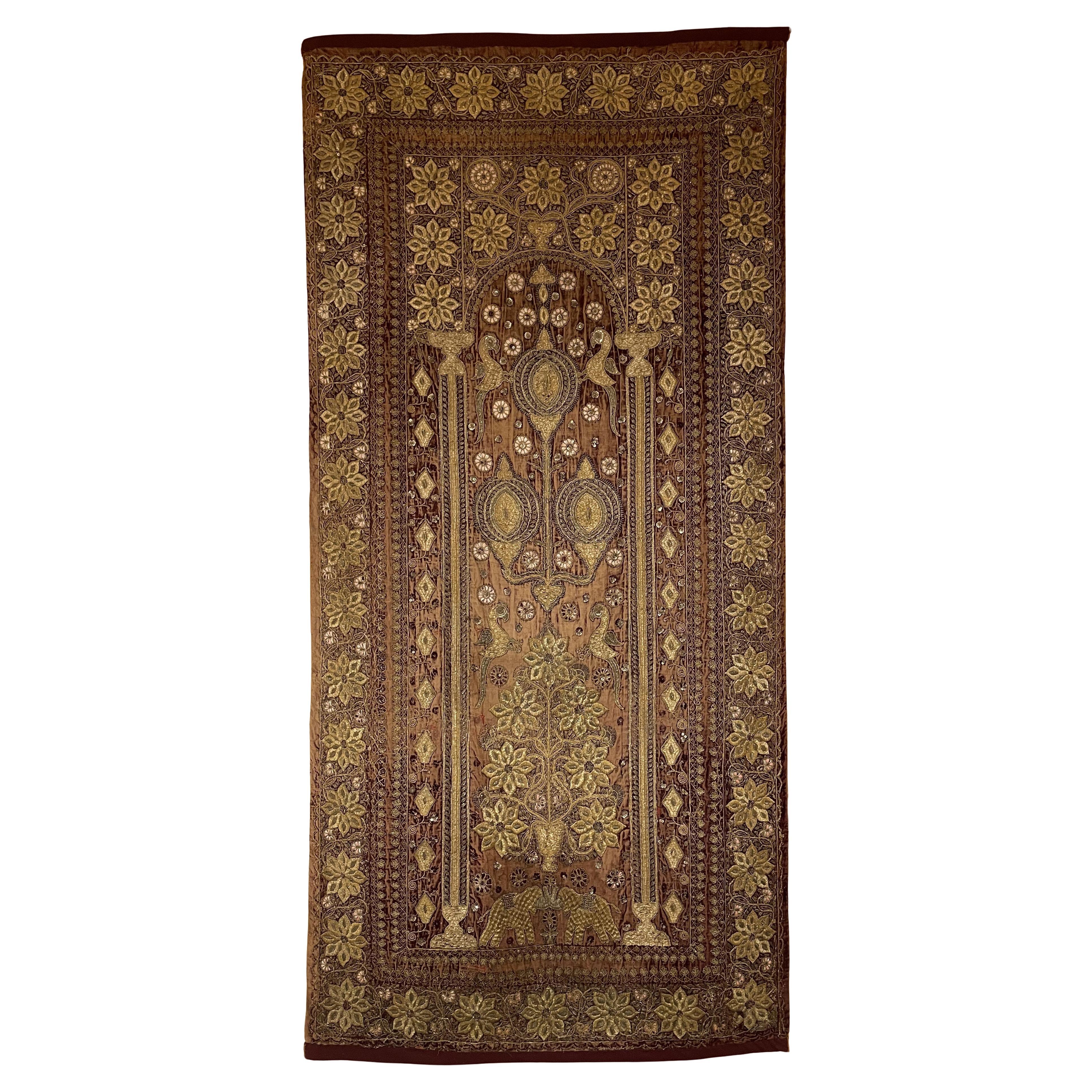 18th Century Indo-portuguese Embroidery In Gold Thread On Velvet
