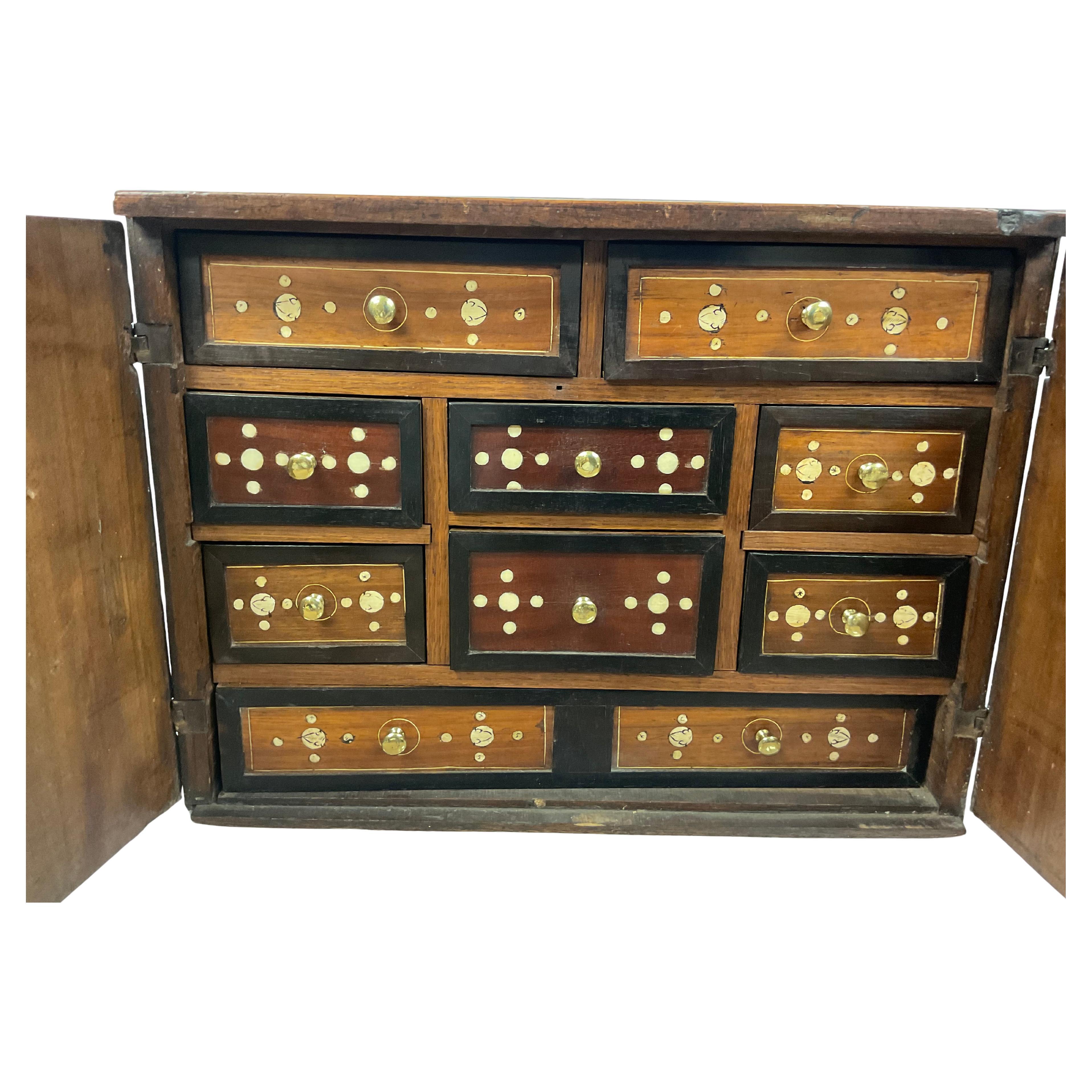 18th Century Inlaid Bone and MOP Walnut Table Cabinet For Sale 3