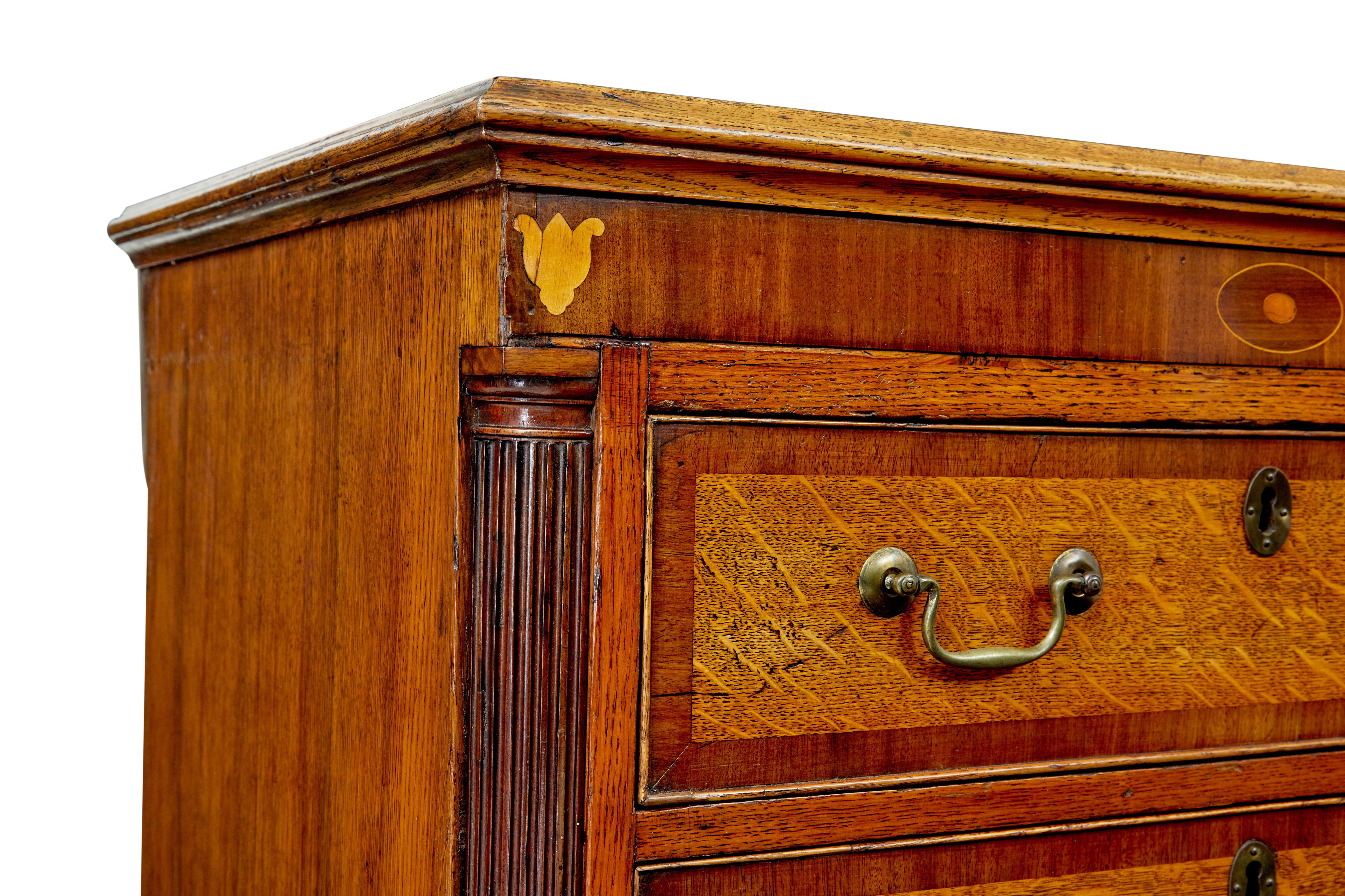 Base per comò Lancashire in rovere intarsiato del XVIII secolo in vendita 1