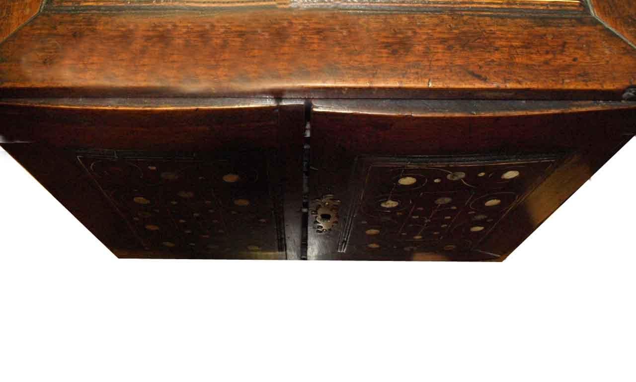 18th Century Inlaid Walnut Fitted Cabinet For Sale 3