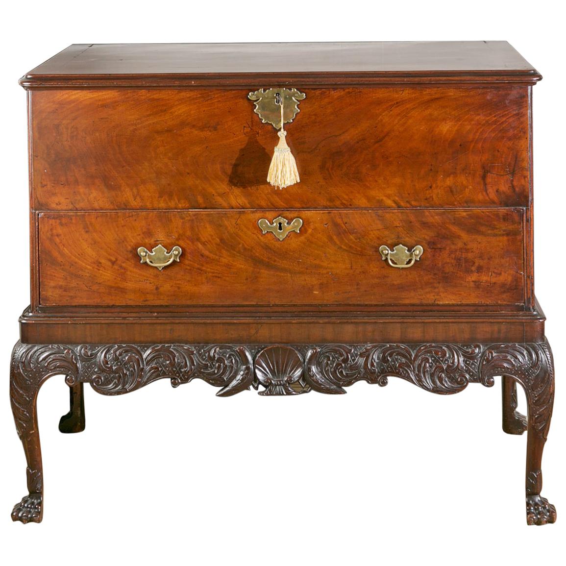 18th Century Irish Mahogany Blanket Chest For Sale at 1stDibs