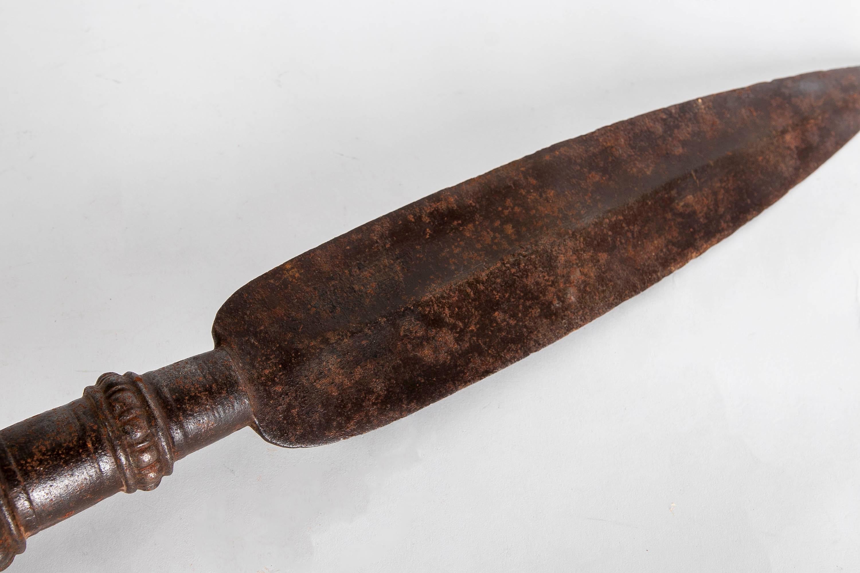 18th Century Iron Spearhead with Decorations In Good Condition For Sale In Marbella, ES