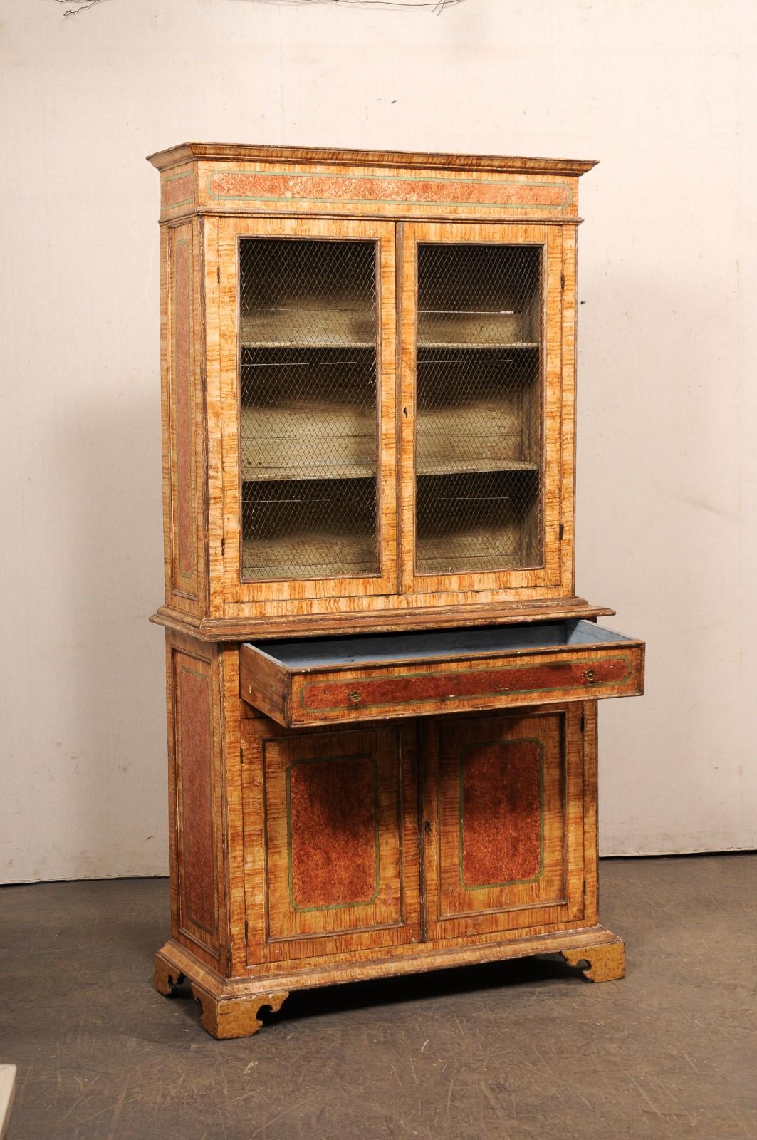 18. Jahrhundert Italienisch 7 Ft hohen Schrank w / früh malen im Zustand „Gut“ im Angebot in Atlanta, GA