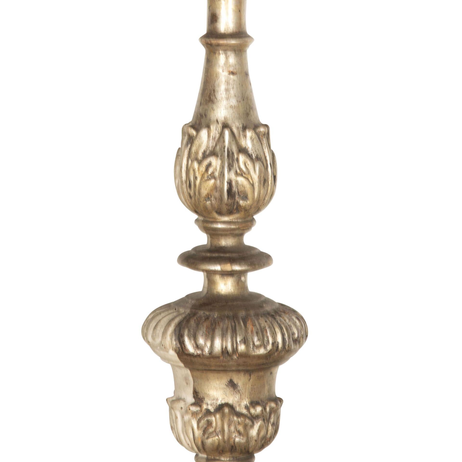18th Century Italian Altar Sticks In Good Condition For Sale In Tetbury, Gloucestershire