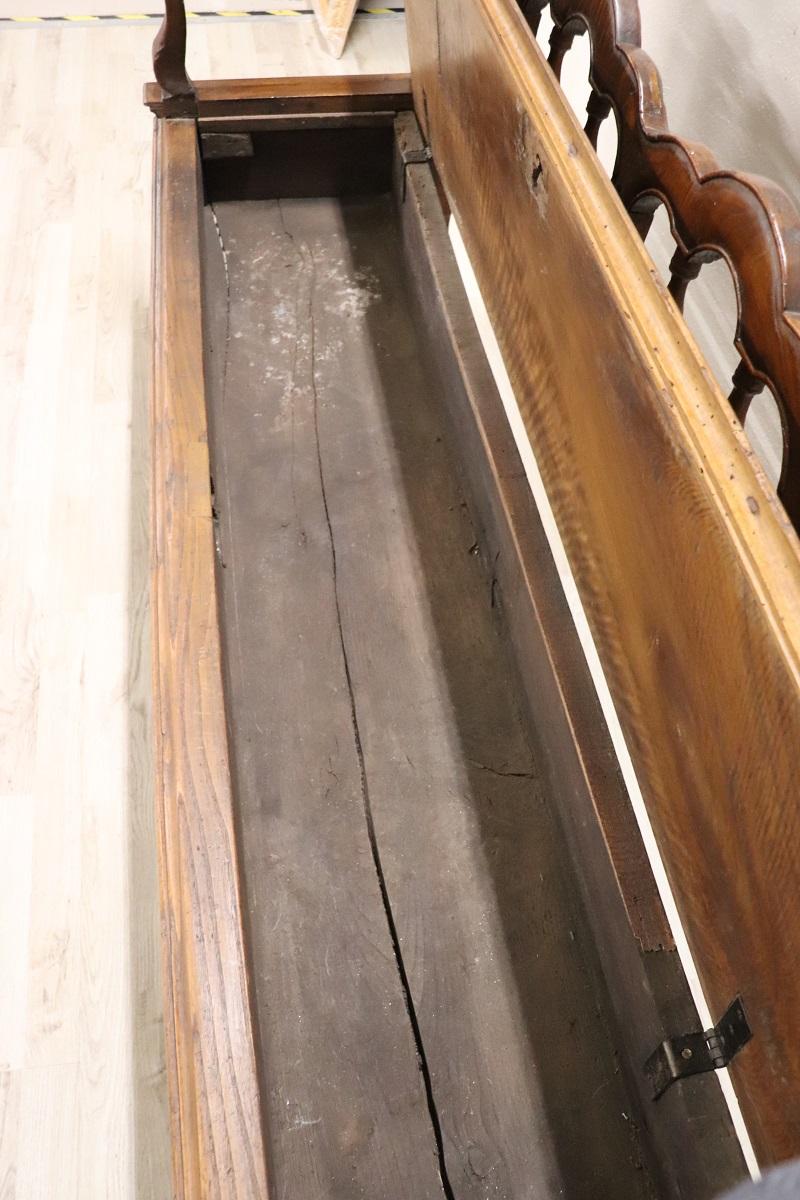 18th Century Italian Antique Louis XV Bench in Solid Walnut Wood For Sale 6