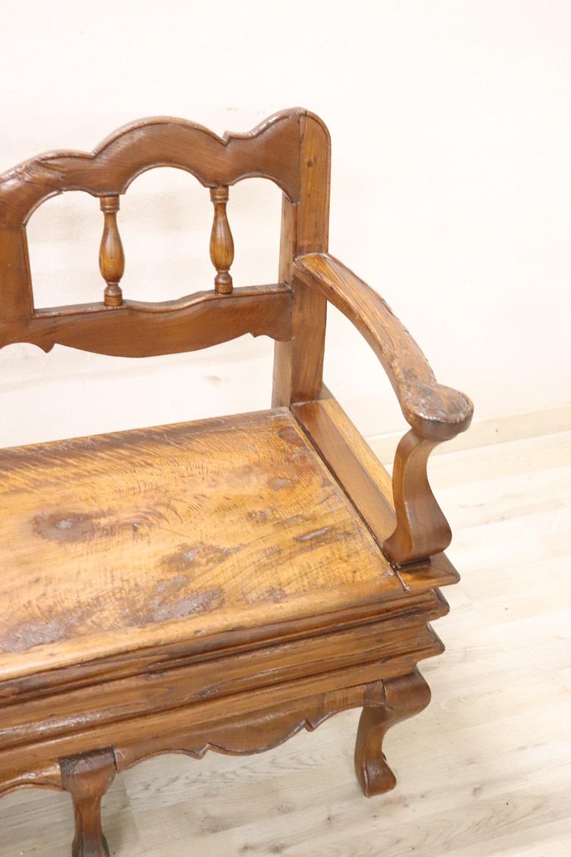 18th Century Italian Antique Louis XV Bench in Solid Walnut Wood For Sale 1