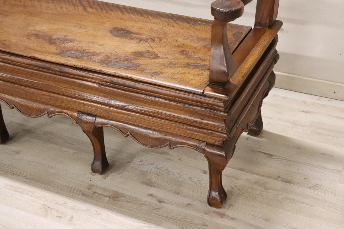 18th Century Italian Antique Louis XV Bench in Solid Walnut Wood For Sale 2