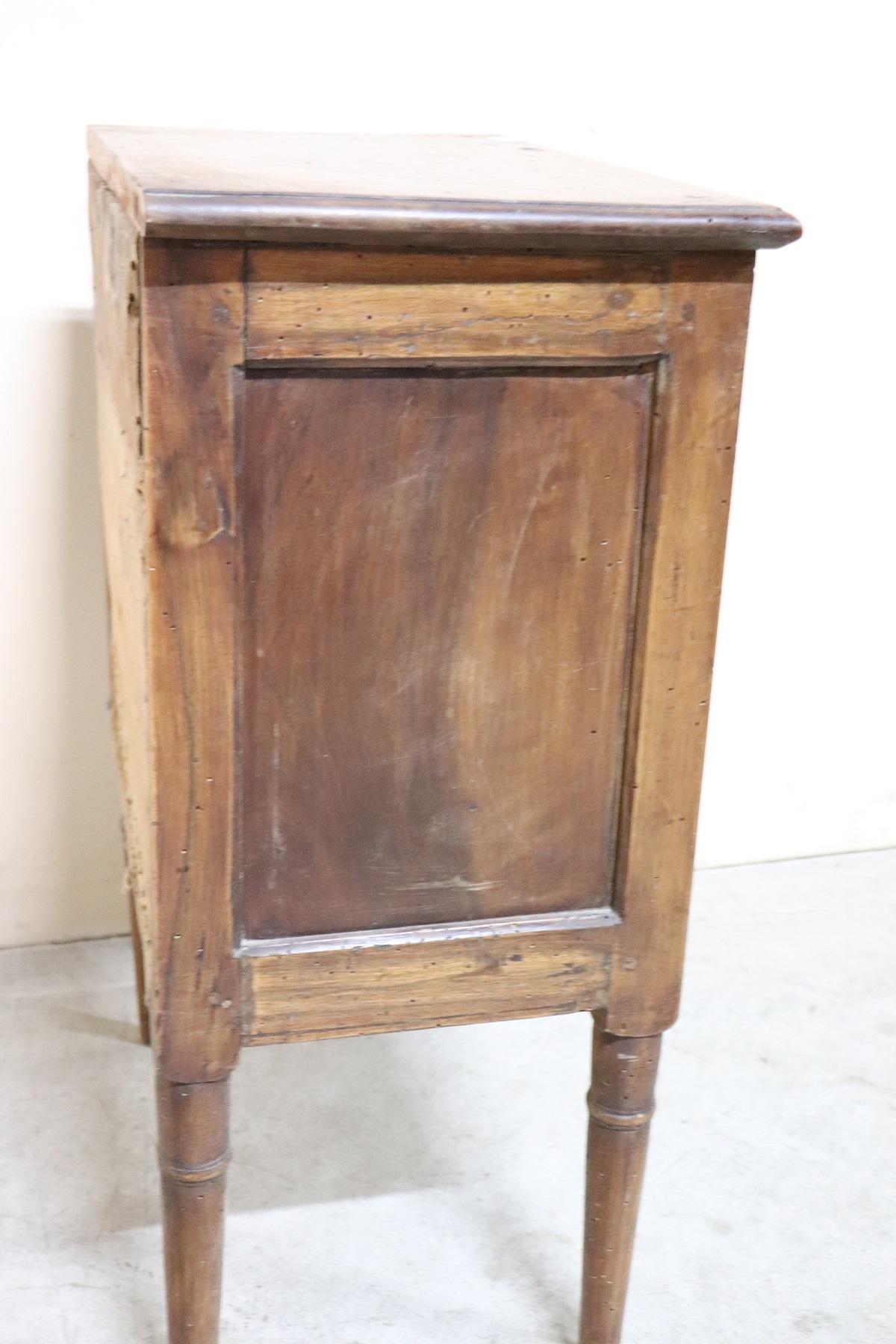 18th Century Italian Antique Louis XVI Walnut Wood Nightstand 3