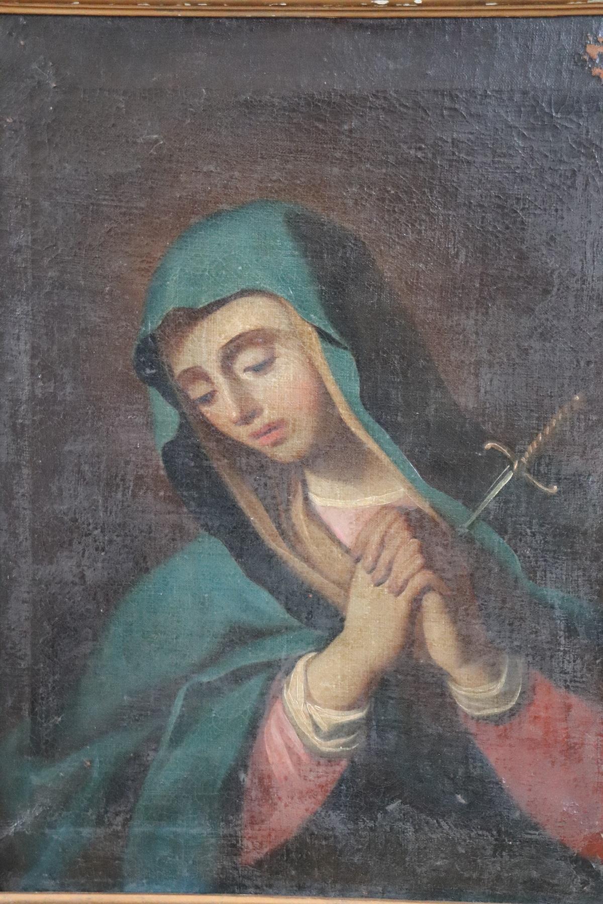 Beautiful antique Italian oil painting on canvas. Excellent pictorial quality great attention to detail. Italian school of the 18th century. Original painting and frame, never restored, see the photos on the back. Not signed. A beautiful religious