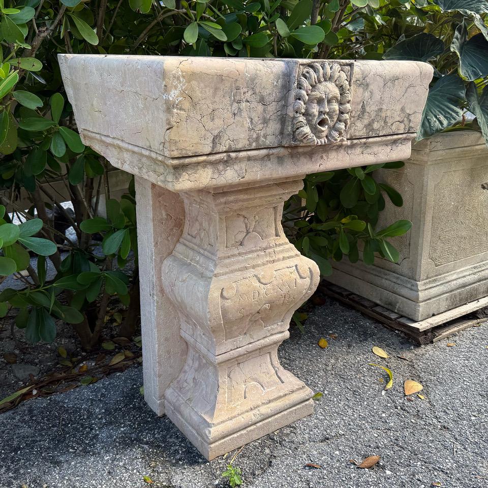 Hand-Carved 18th Century Italian Antique Wall Fontana Verona For Sale