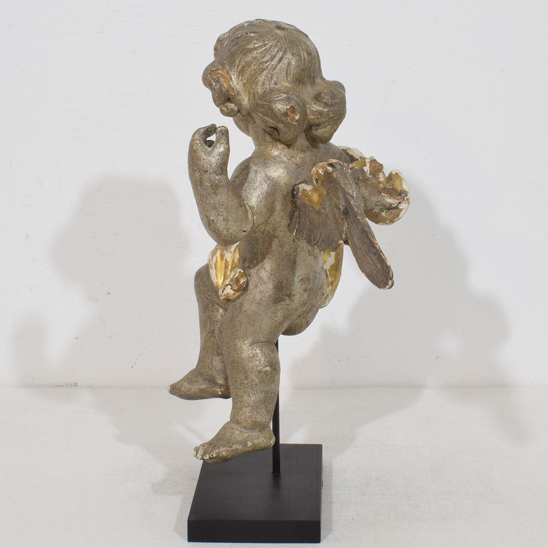 Figura di angelo barocco italiano del XVIII secolo In condizioni discrete in vendita a Buisson, FR