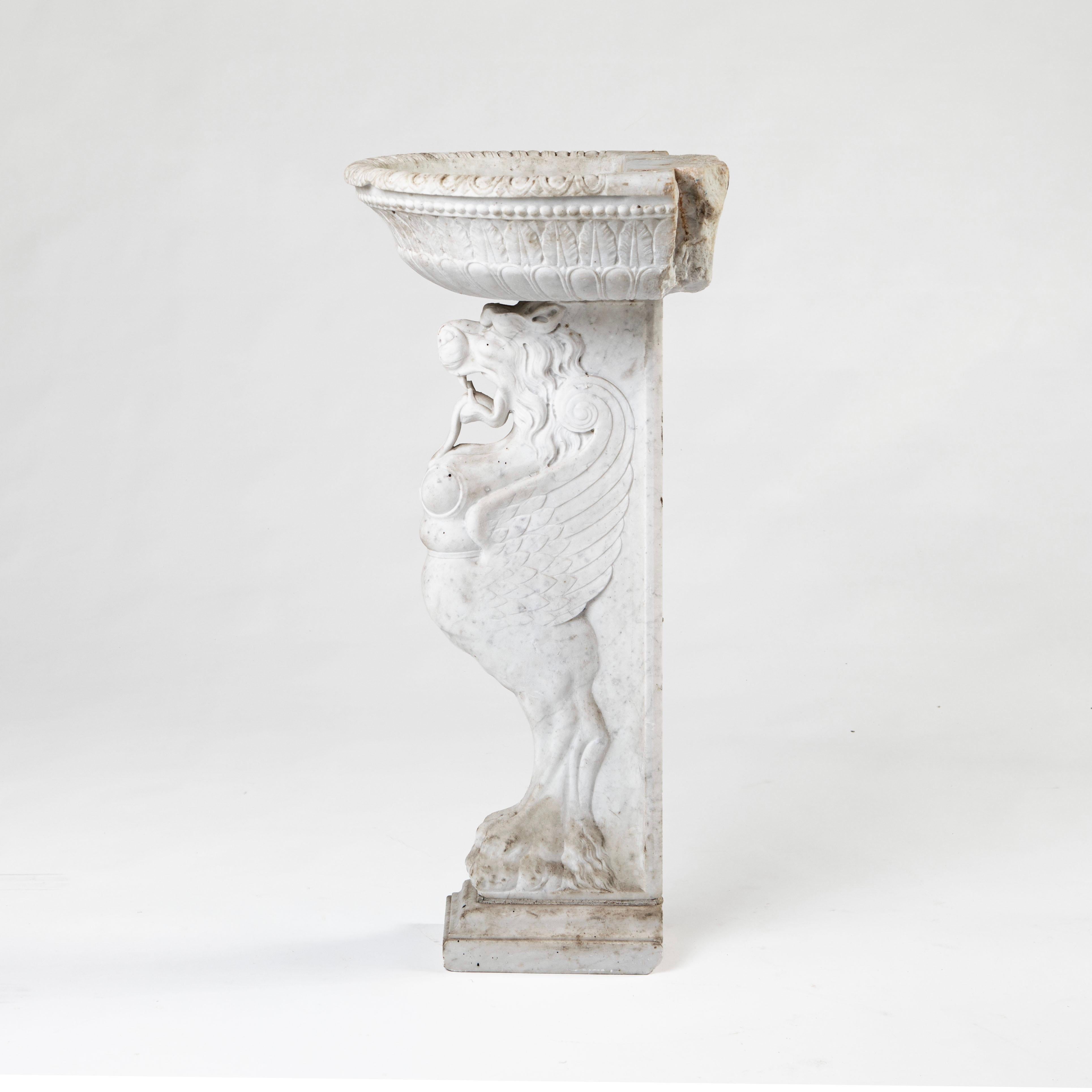 18th Century and Earlier 18th Century Italian Baroque Carrara Marble Basin with Sphinx Pedestal For Sale