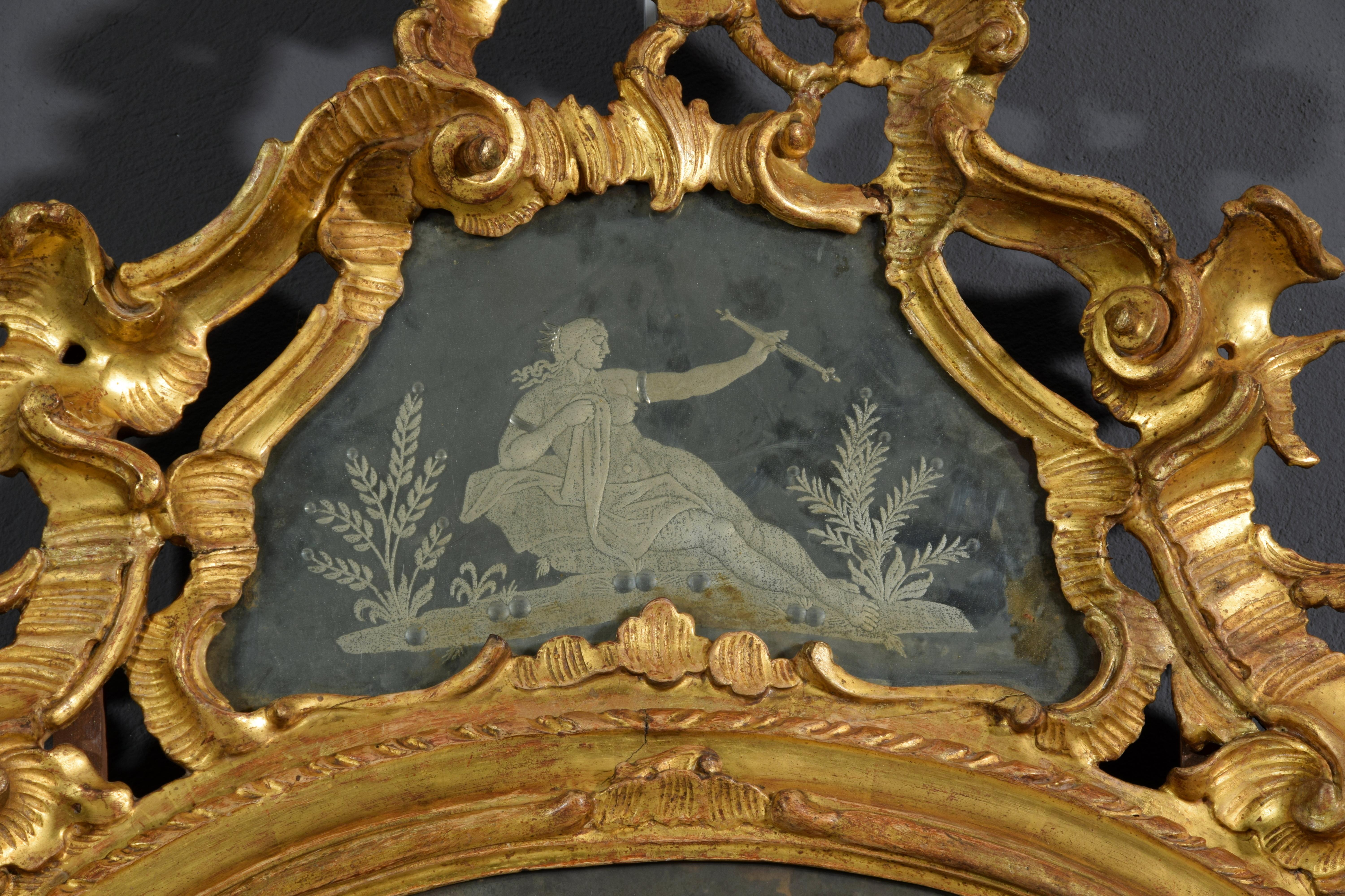 Miroir baroque italien du XVIIIe siècle en bois sculpté et doré en vente 10