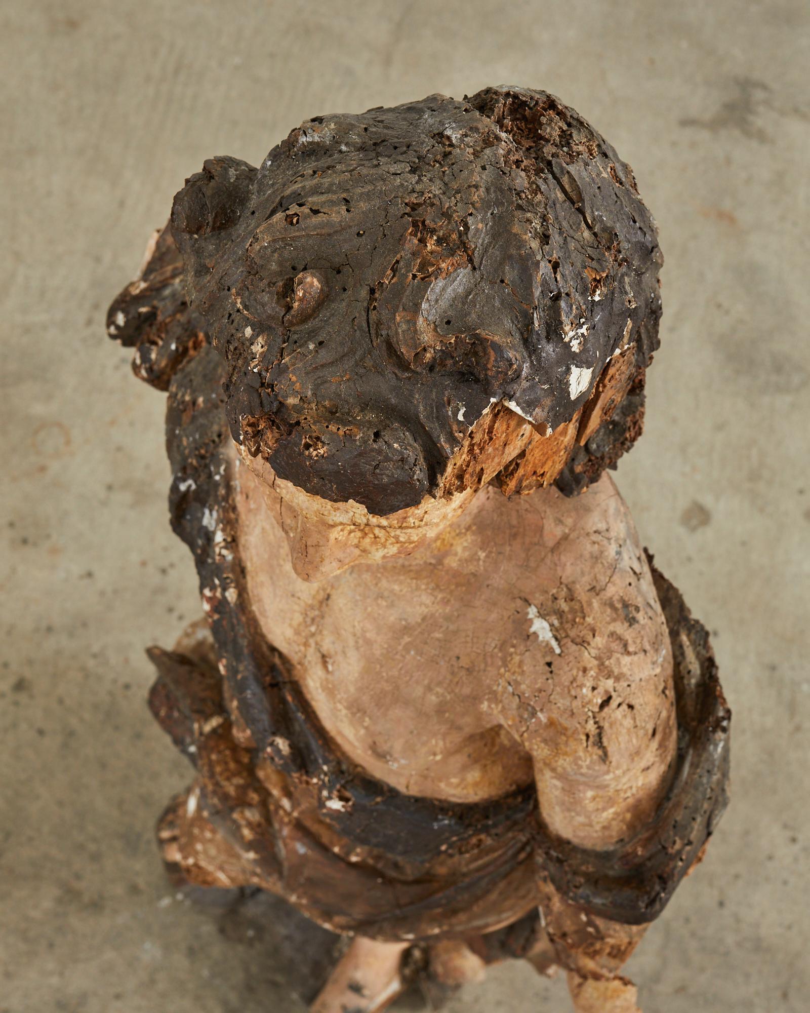 Escultura barroca italiana del siglo XVIII con icono de Santos tallado en venta 2