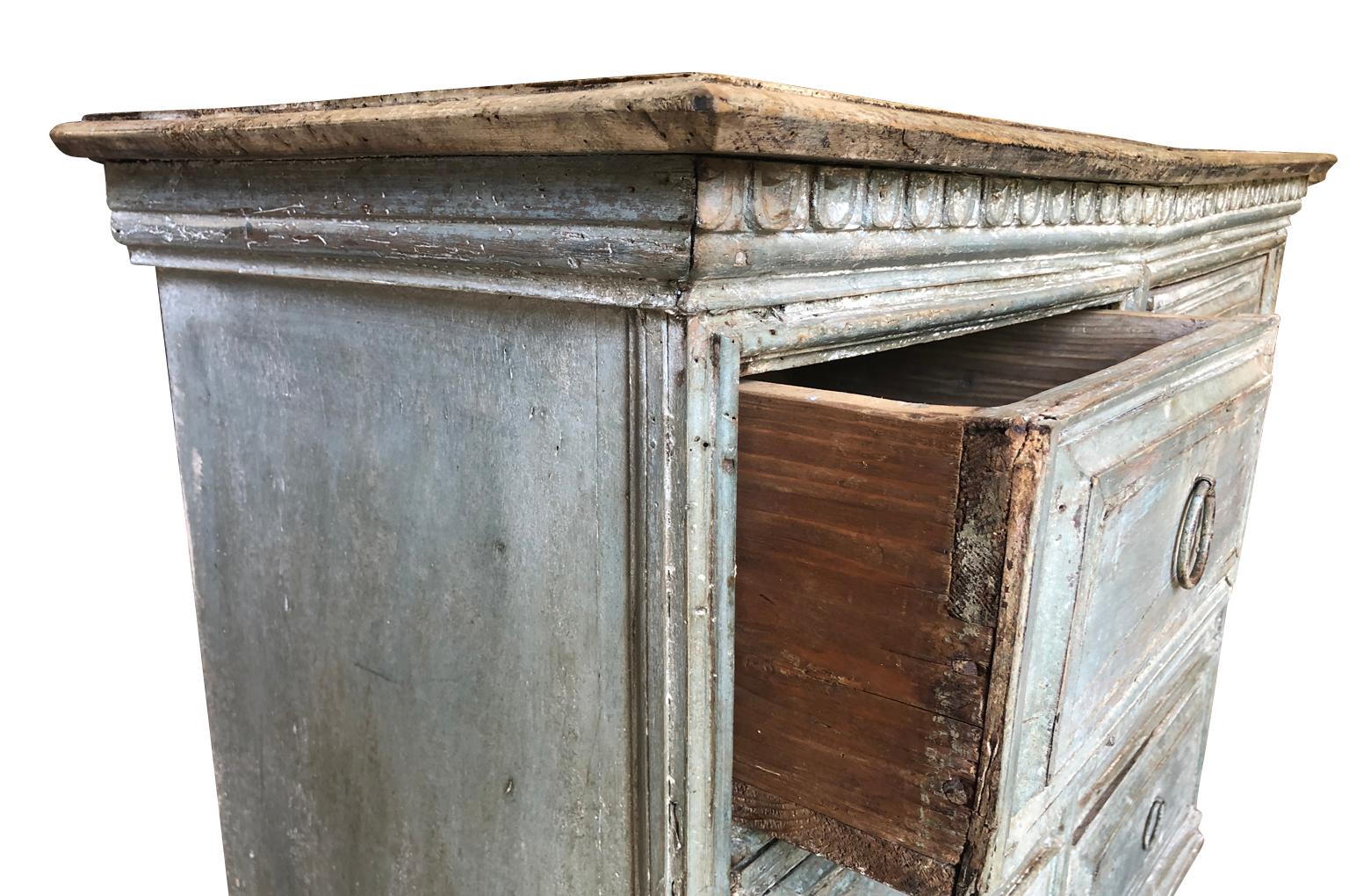 Wood 18th Century Italian Baroque Commode For Sale