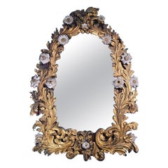 Specchio barocco italiano del XVIII secolo in legno dorato