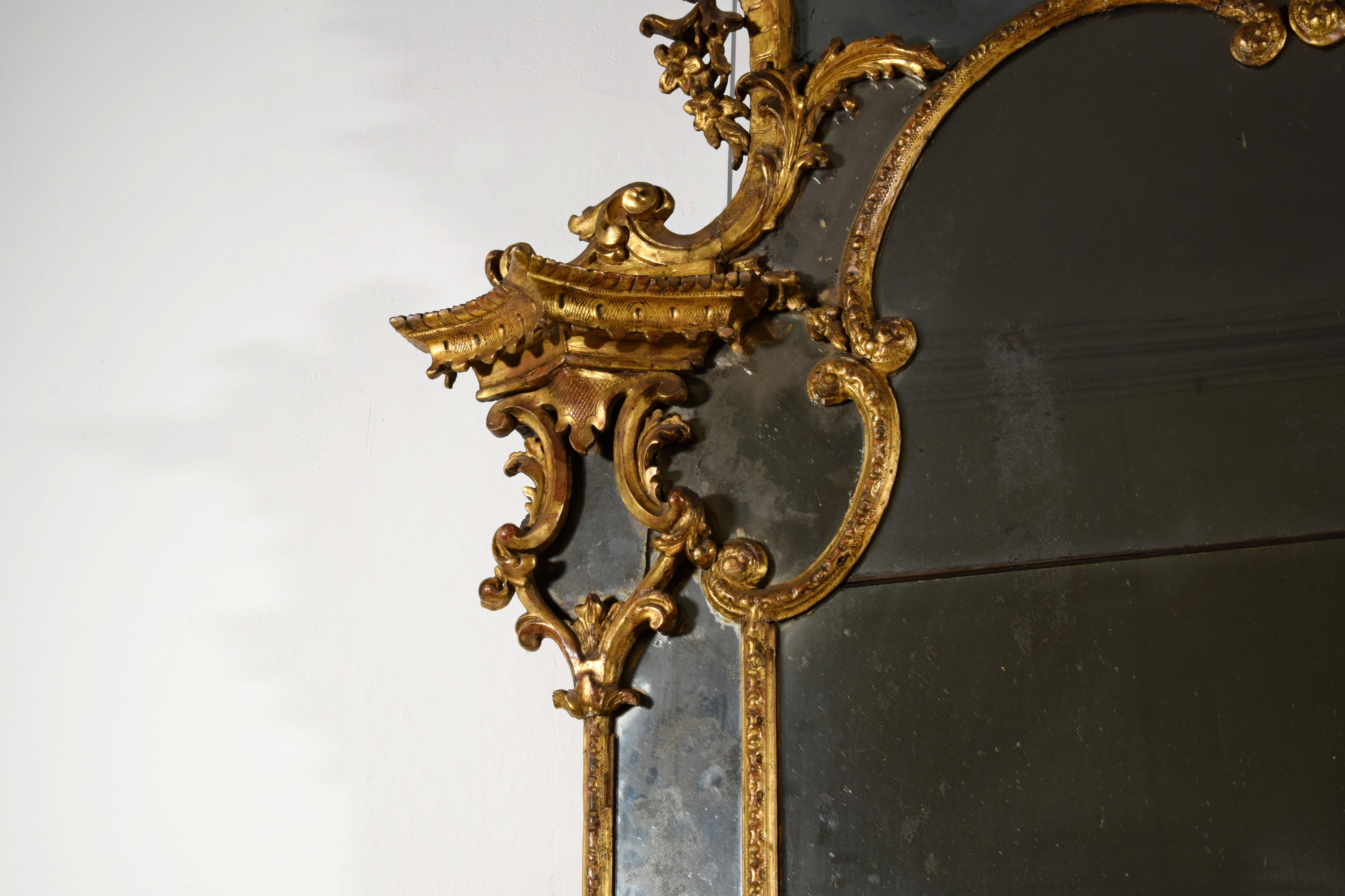18th Century, Italian Baroque Gitlwood Mirror 9