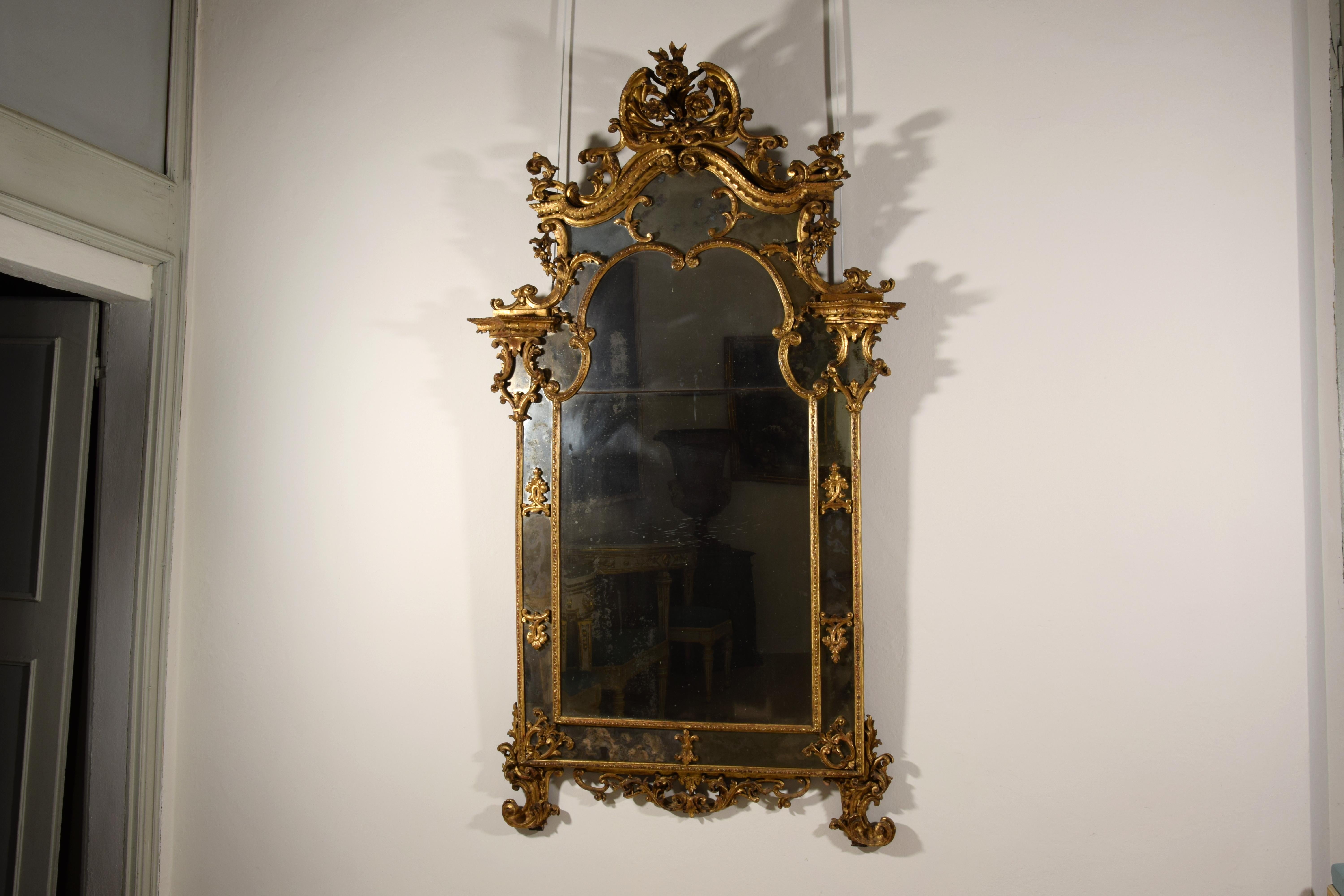 18th Century, Italian Baroque Gitlwood Mirror 10