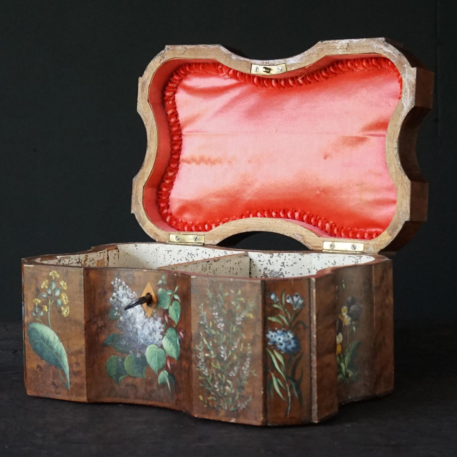18th Century Italian Baroque Hand Painted Wild Flowers on Burl Wood Tea Caddy 9