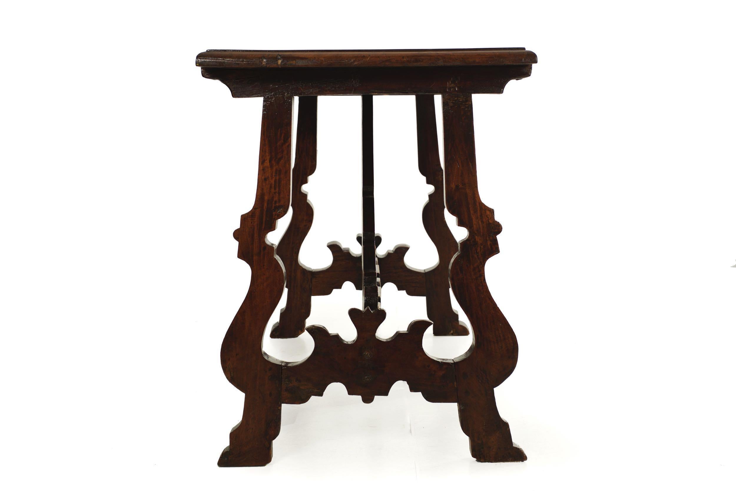 18th Century Italian Baroque Inlaid Walnut Trestle-Base Center Table For Sale 1