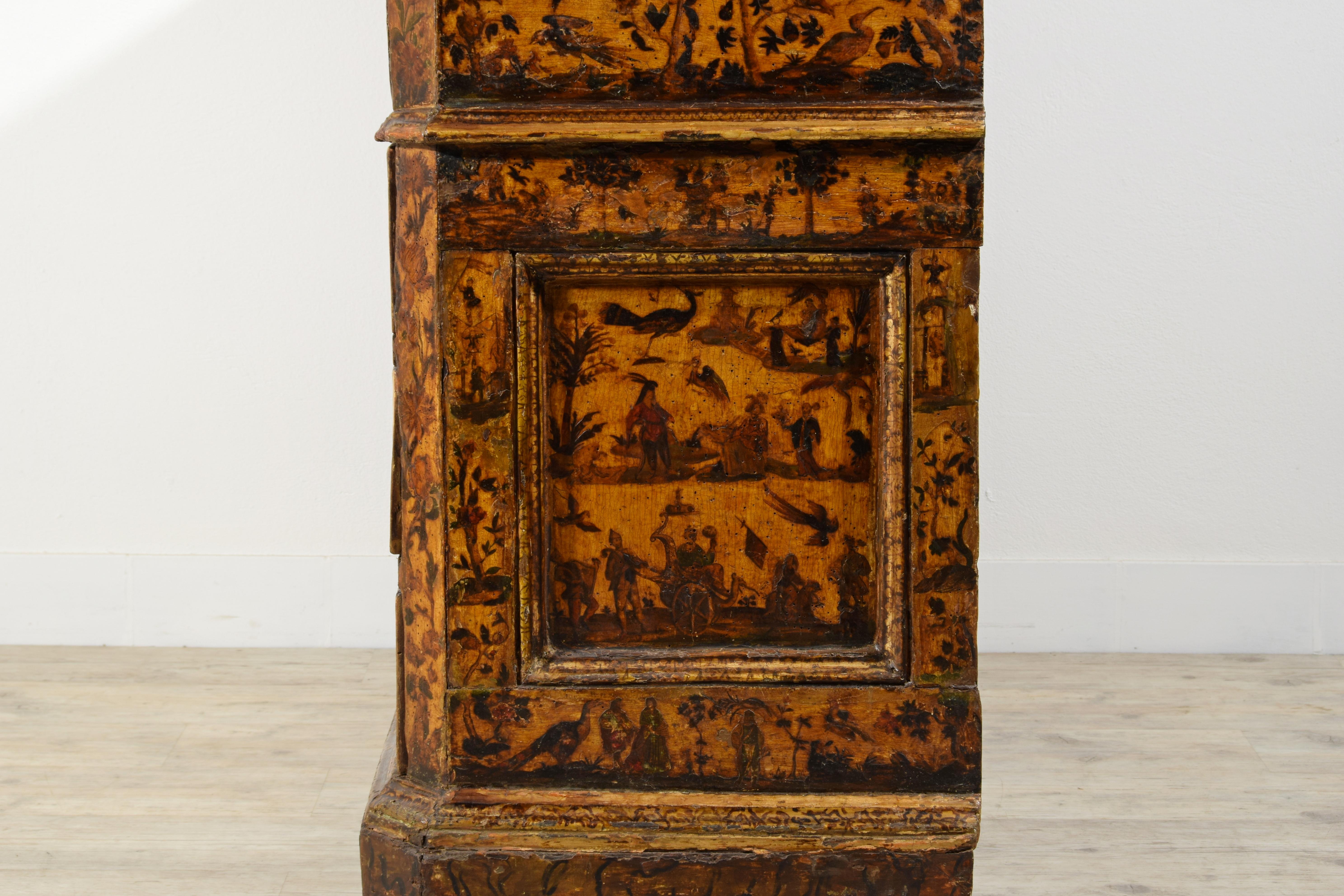 18th Century, Italian Baroque Lacquered Wood Chest of Drawers 12