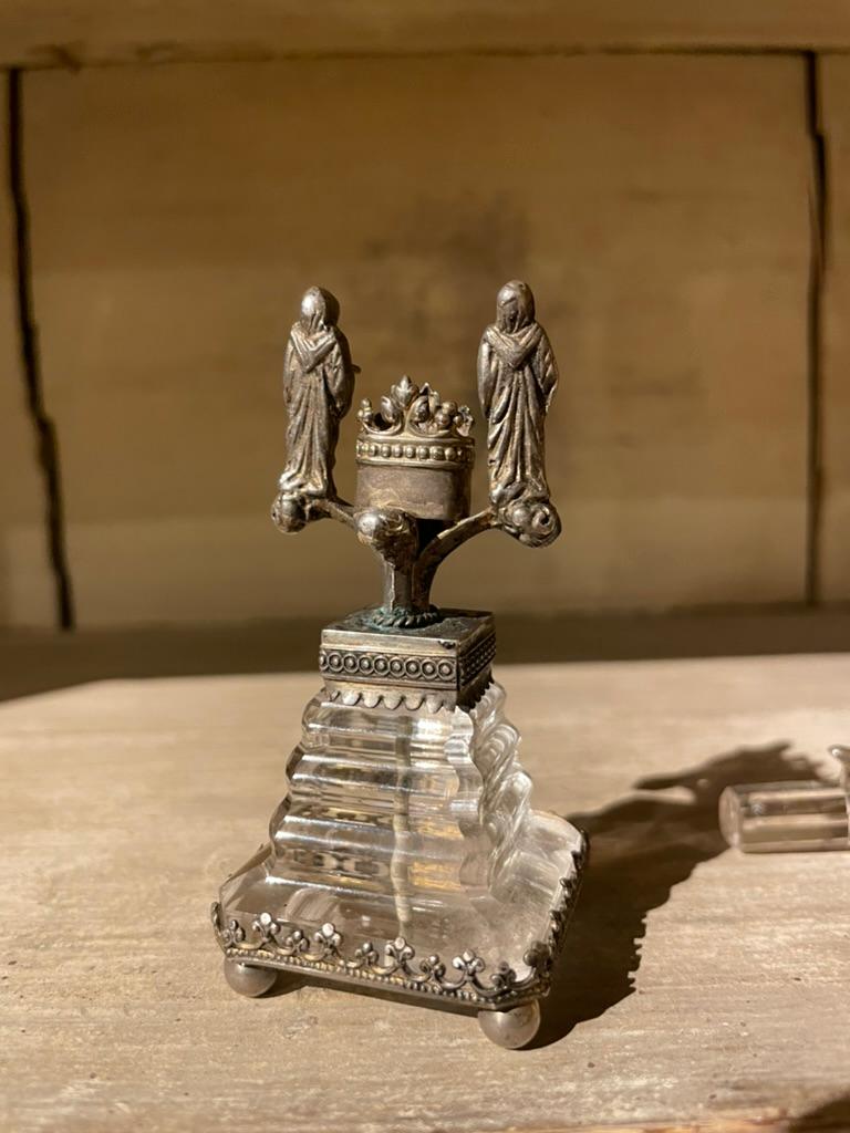 18th Century Italian Baroque Silver and Rock Crystal Crucifix For Sale 10