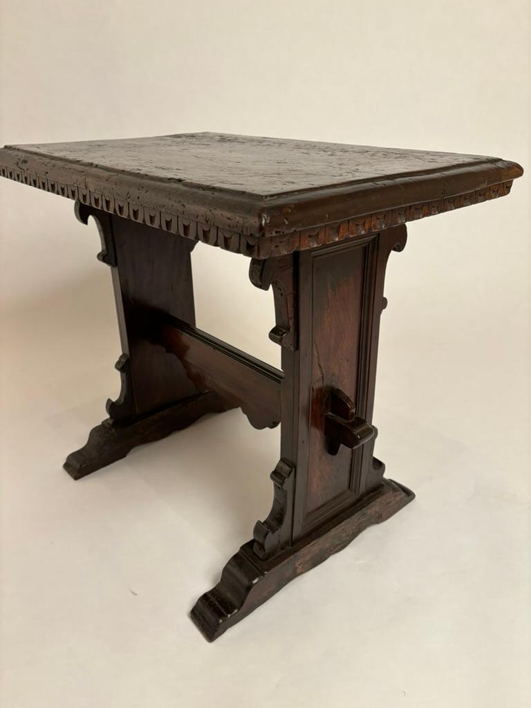 Hand-Carved 18th Century Italian Baroque Style Walnut Side Table  For Sale