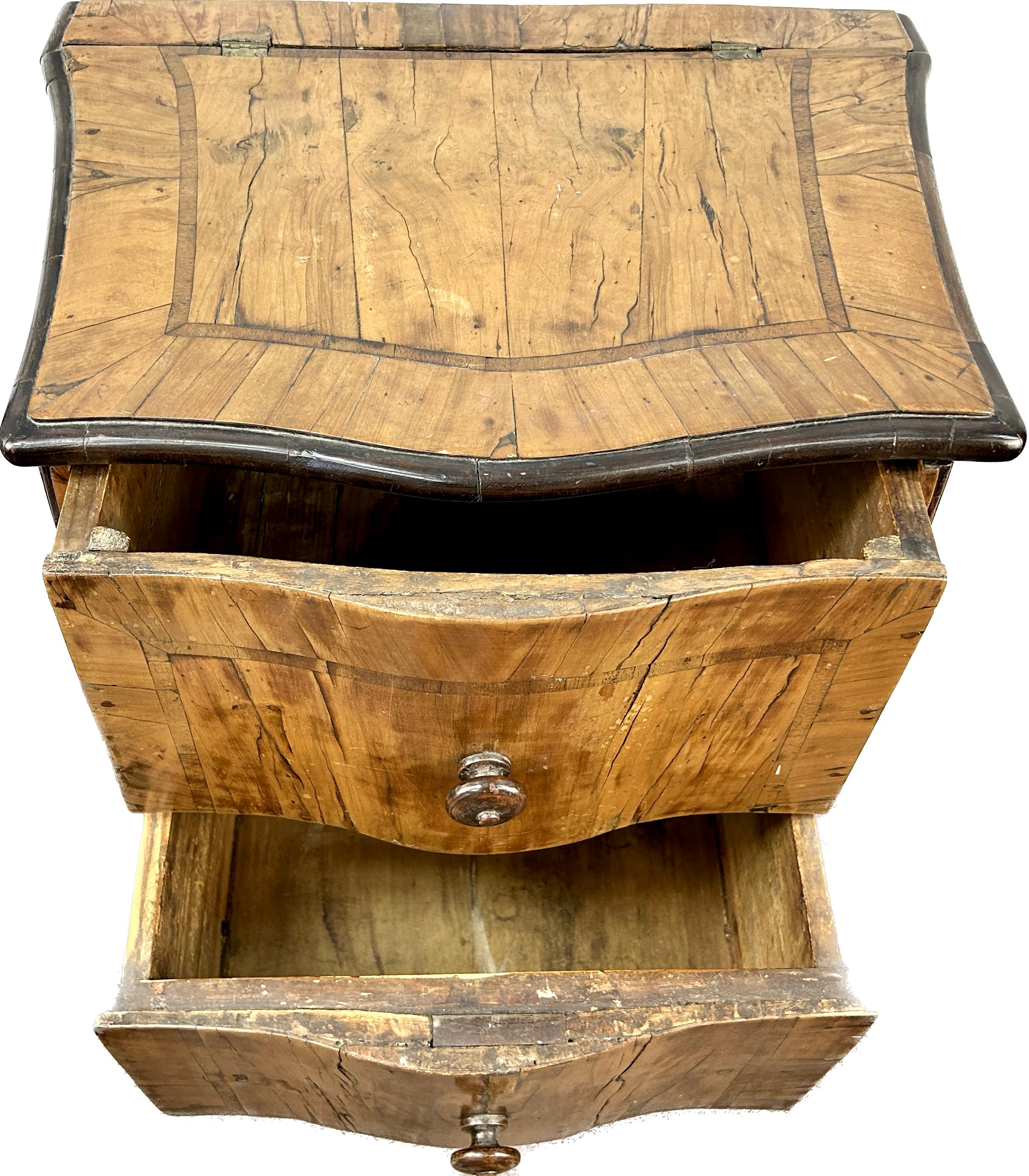 18th Century Italian Baroque Walnut Chest/Nightstand For Sale 1