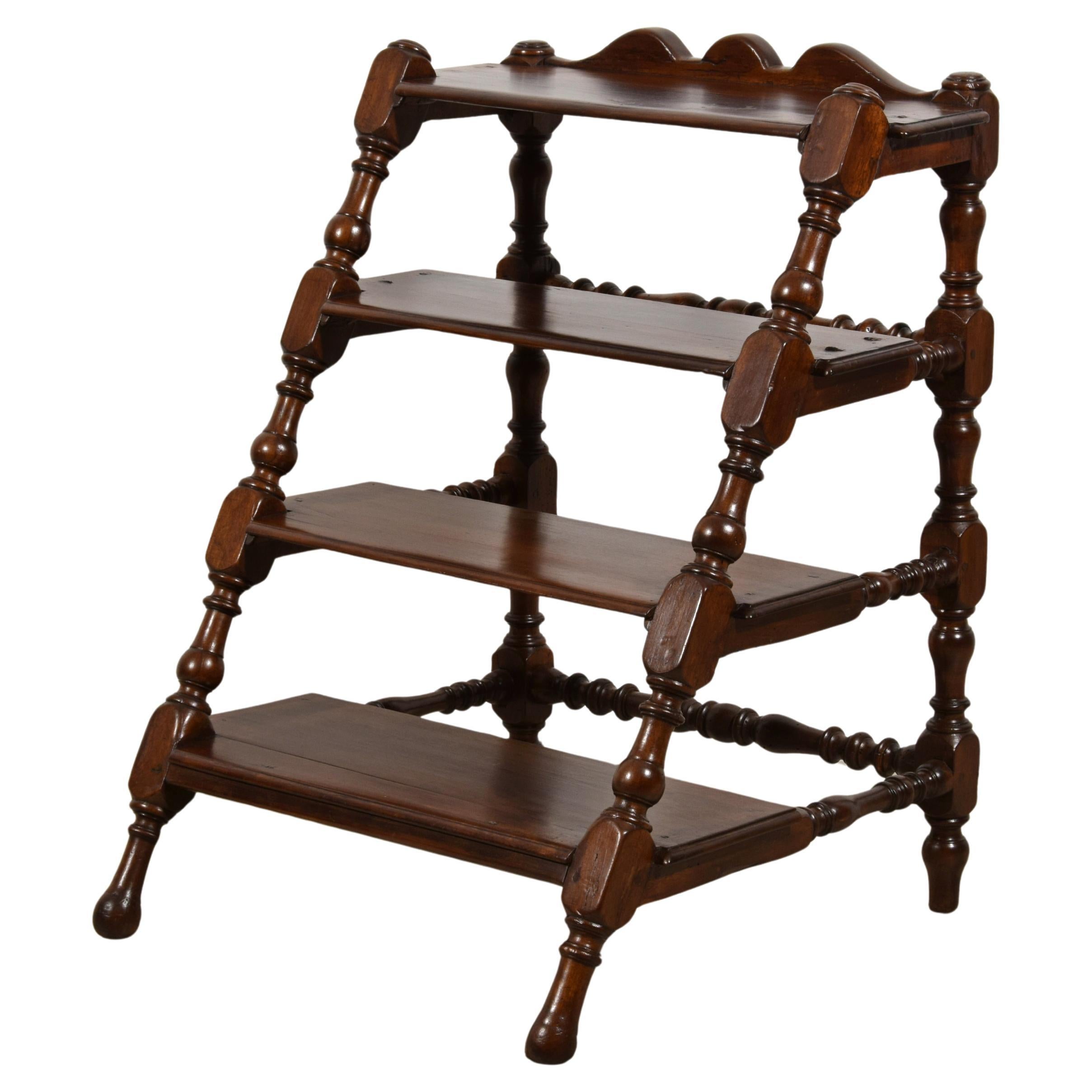 18th Century, Italian Baroque Walnut Four Steps Staircase