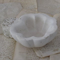 18th Century Italian Baroque White Marble Holy Water Font or Stoup