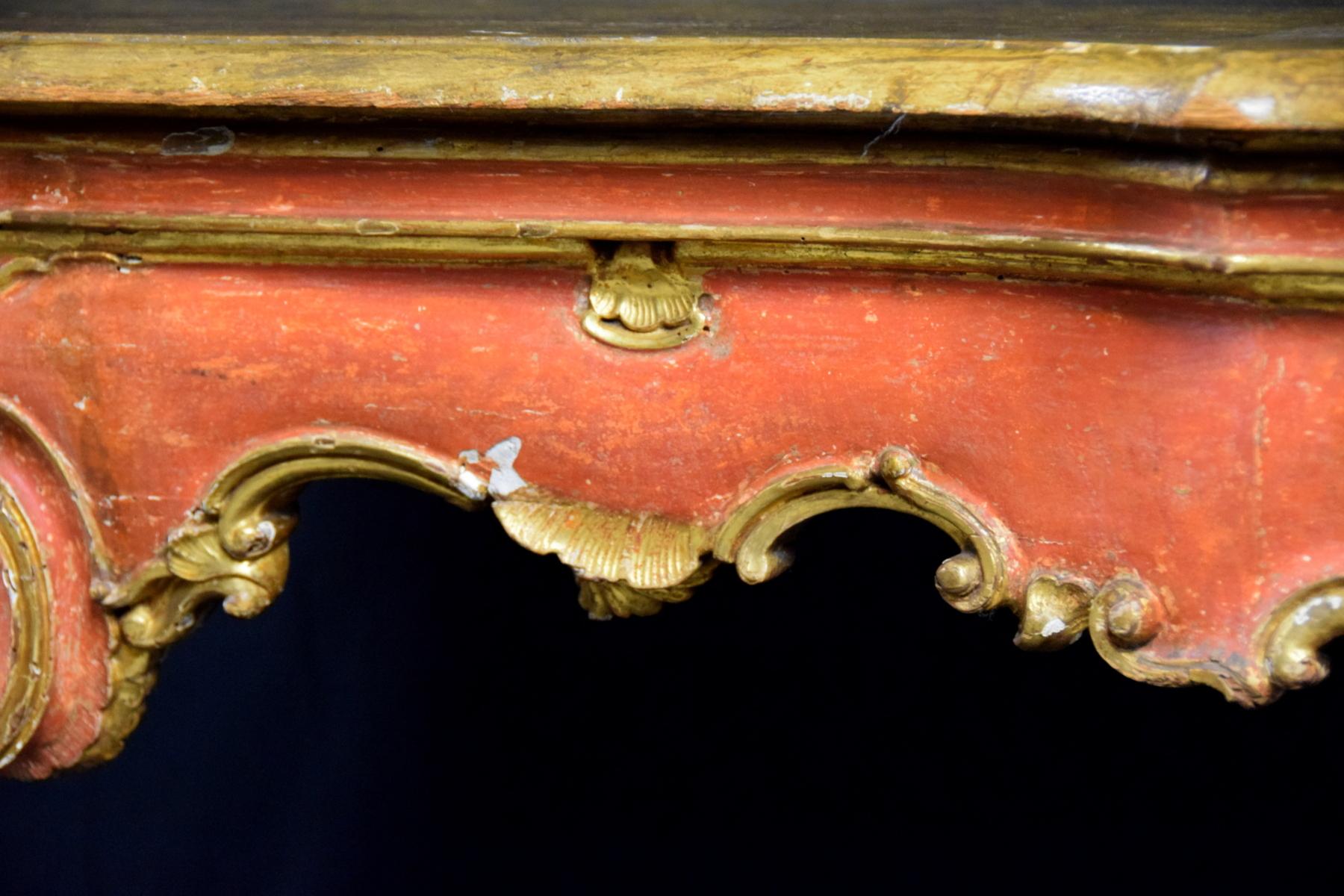 18th Century, Italian Baroque Wood Lacquered Consolle For Sale 7