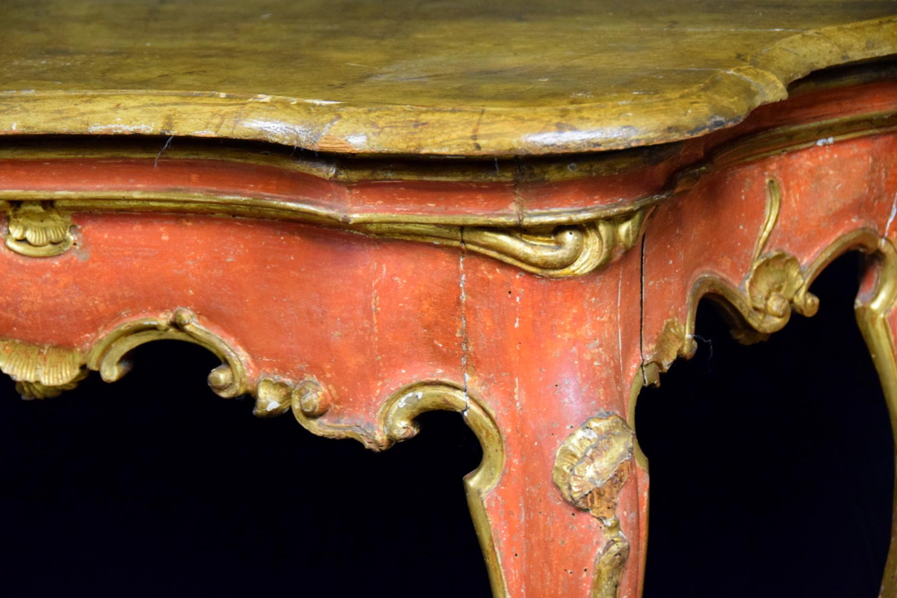 18th Century, Italian Baroque Wood Lacquered Consolle For Sale 8