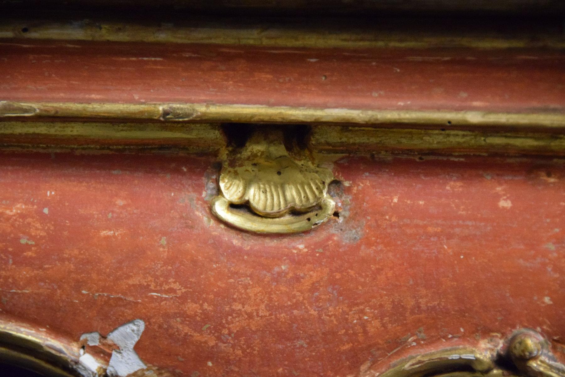 xVIIIe siècle:: baroque italien Consolle en bois laqué en vente 11