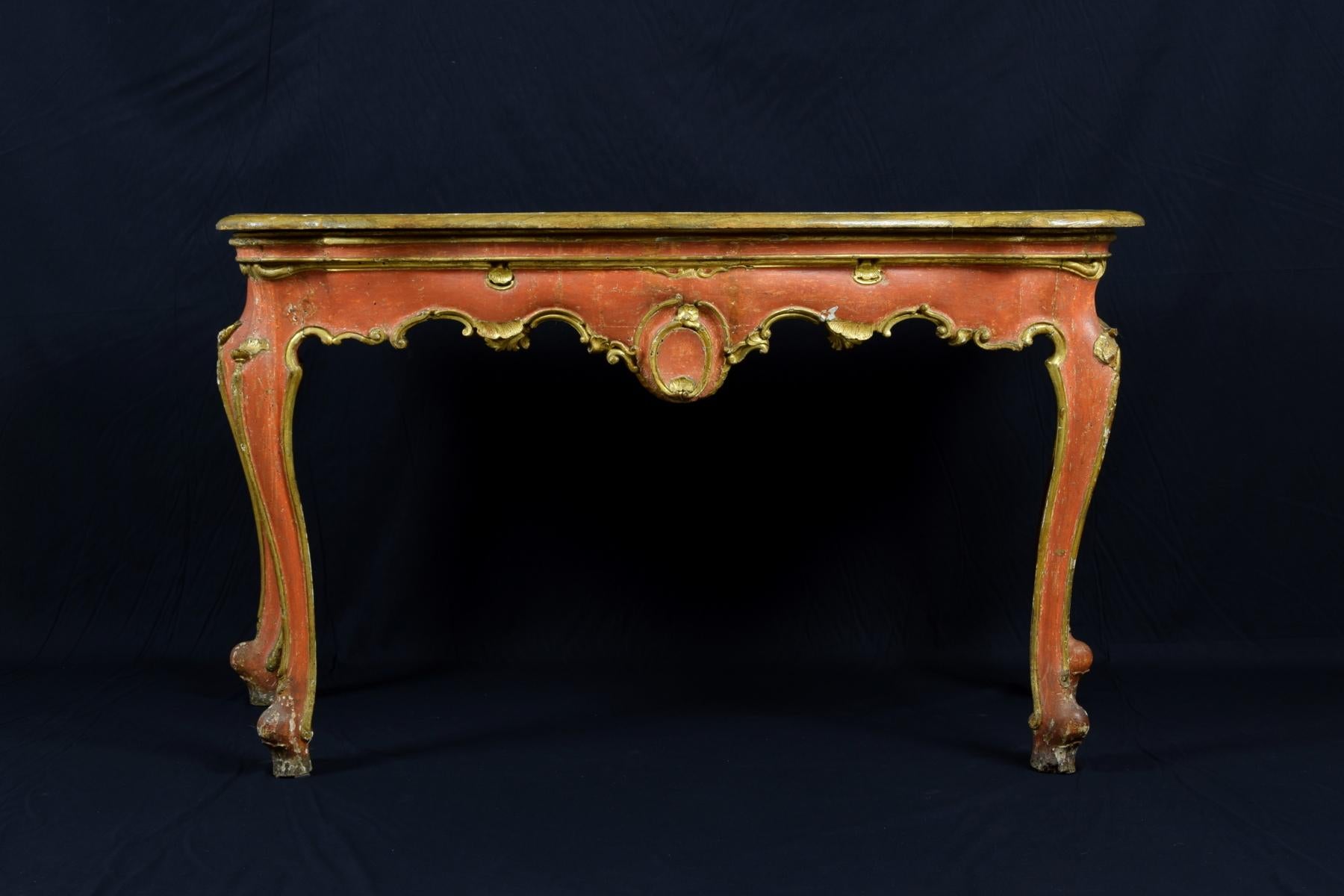 18th Century, Italian Baroque Wood Lacquered Consolle For Sale 1