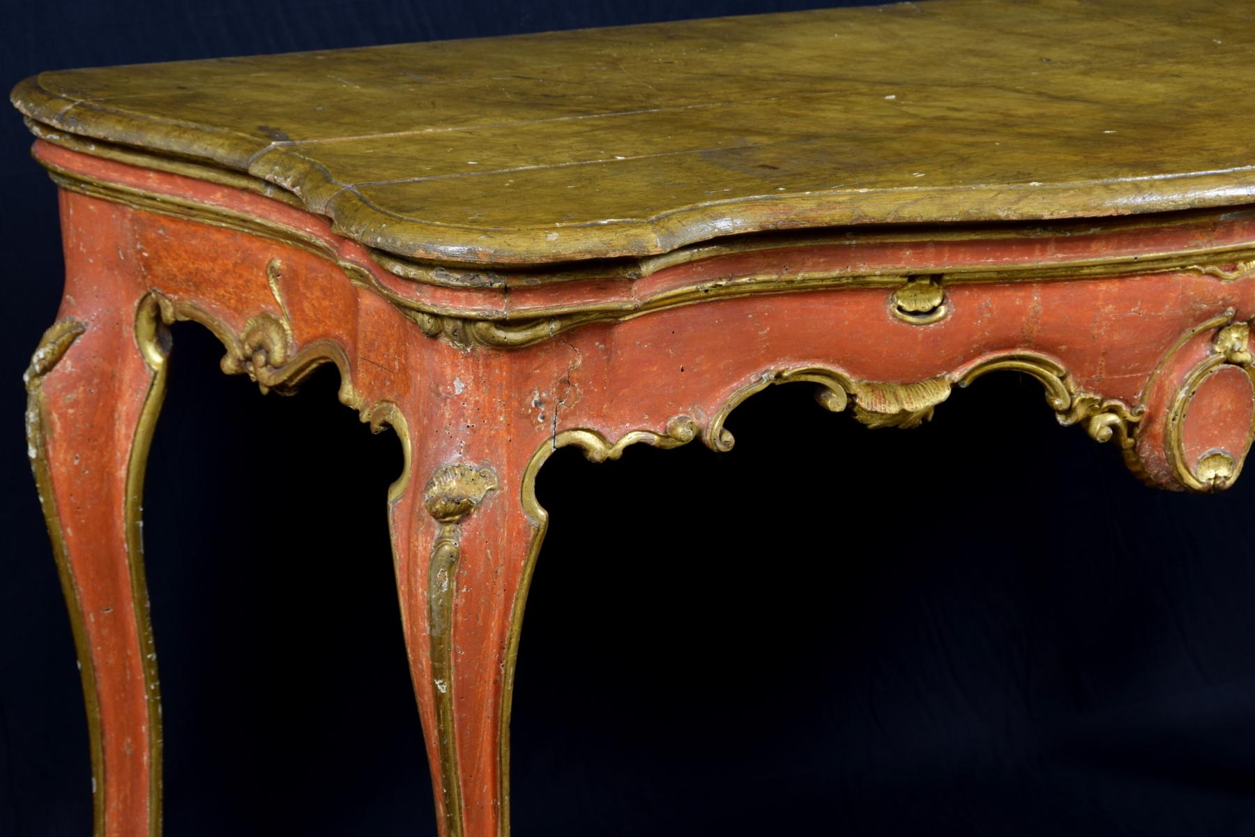 18th Century, Italian Baroque Wood Lacquered Consolle For Sale 3