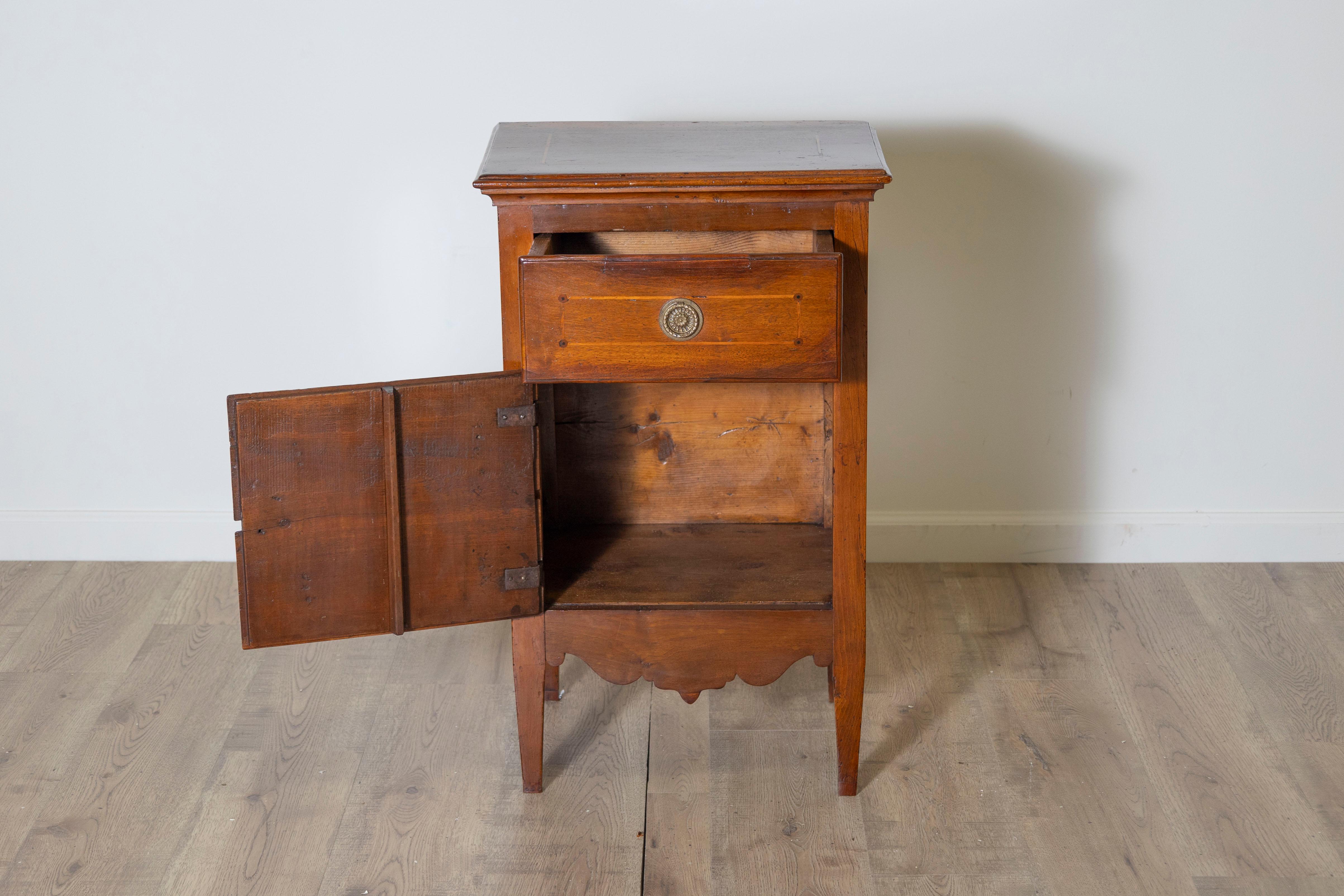 18th Century Italian Bedside Table Circa 1790 In Good Condition For Sale In Atlanta, GA