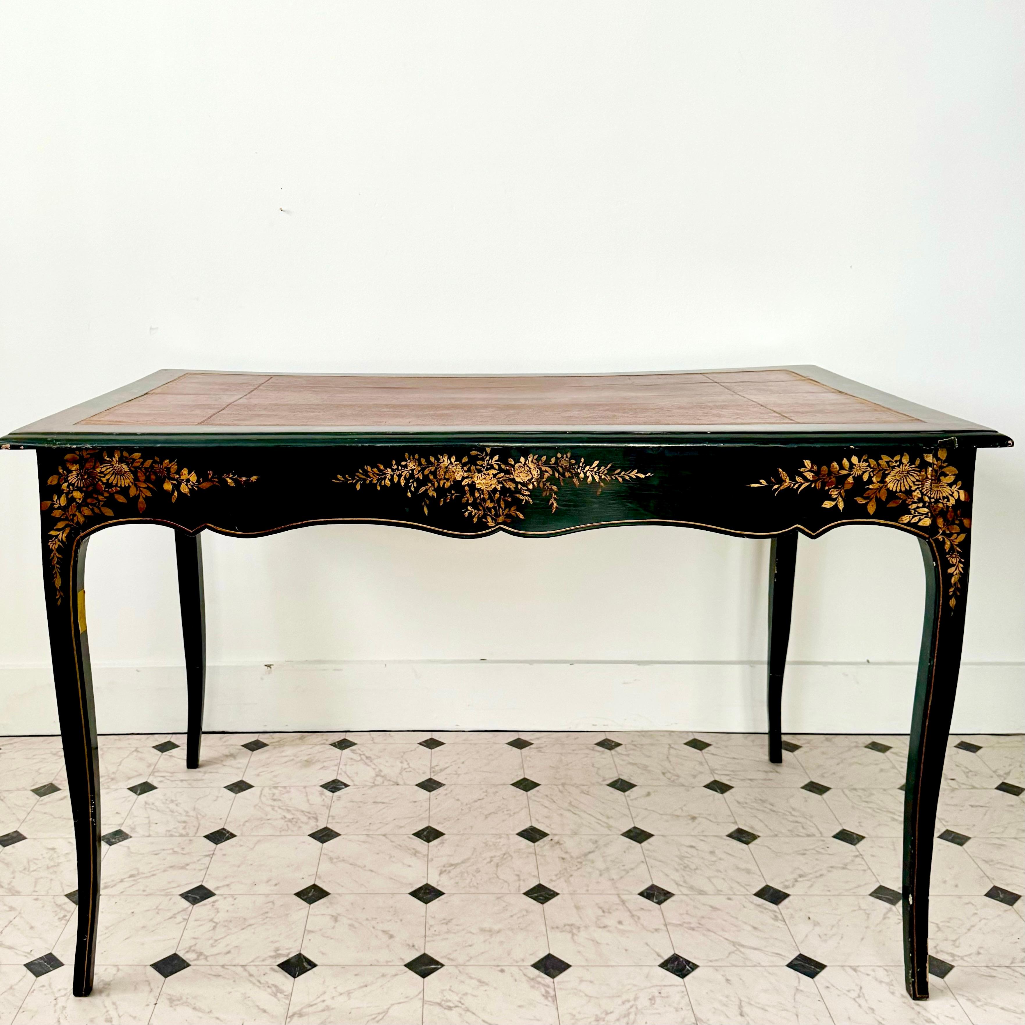 18th Century and Earlier 18th Century Italian Black Lacquer Desk With Chinoiserie Decor