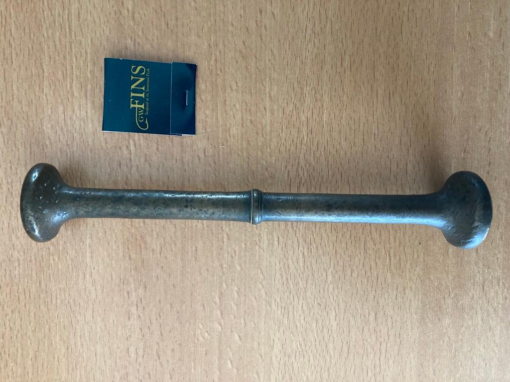 Pestle italien du 18ème siècle pour un monument funéraire, 9 pouces de long en vente 4
