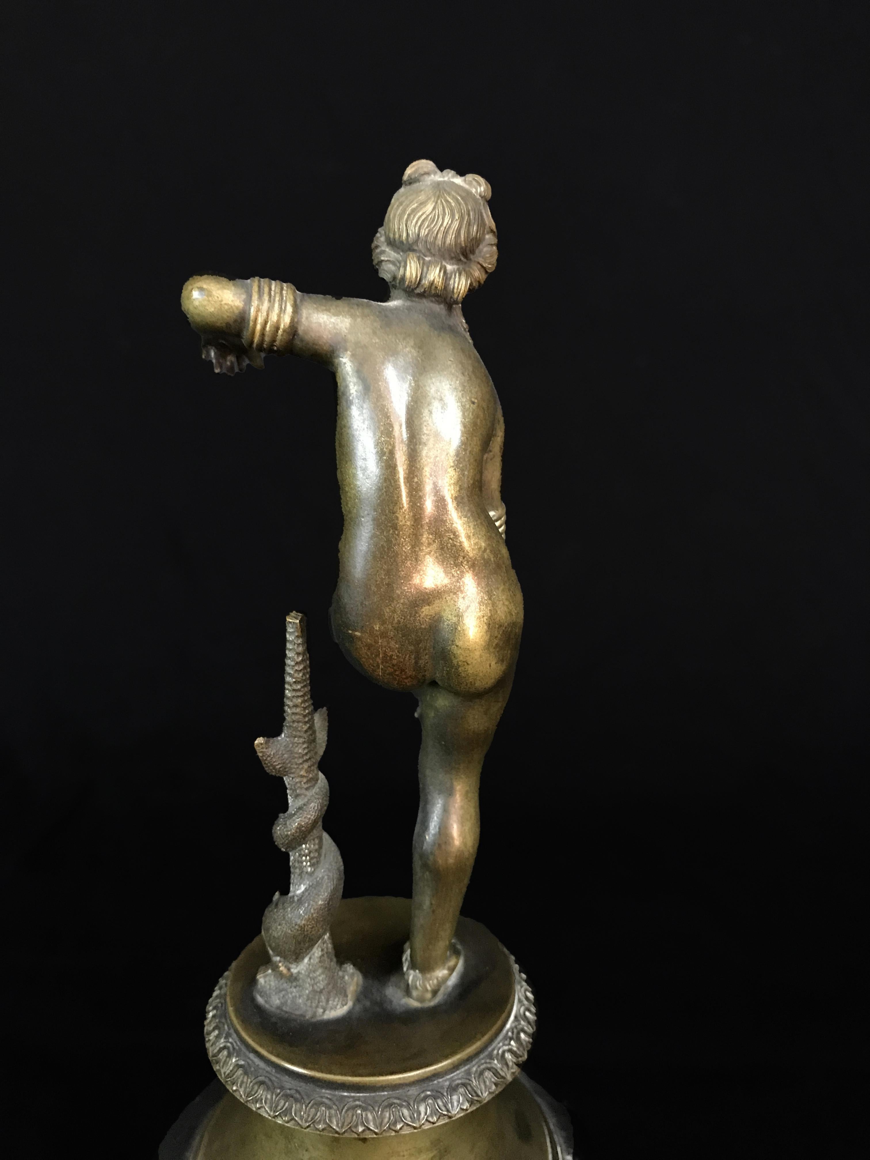 18th Century, Italian Bronze Sculpture with Venus Removing Her Sandal For Sale 5