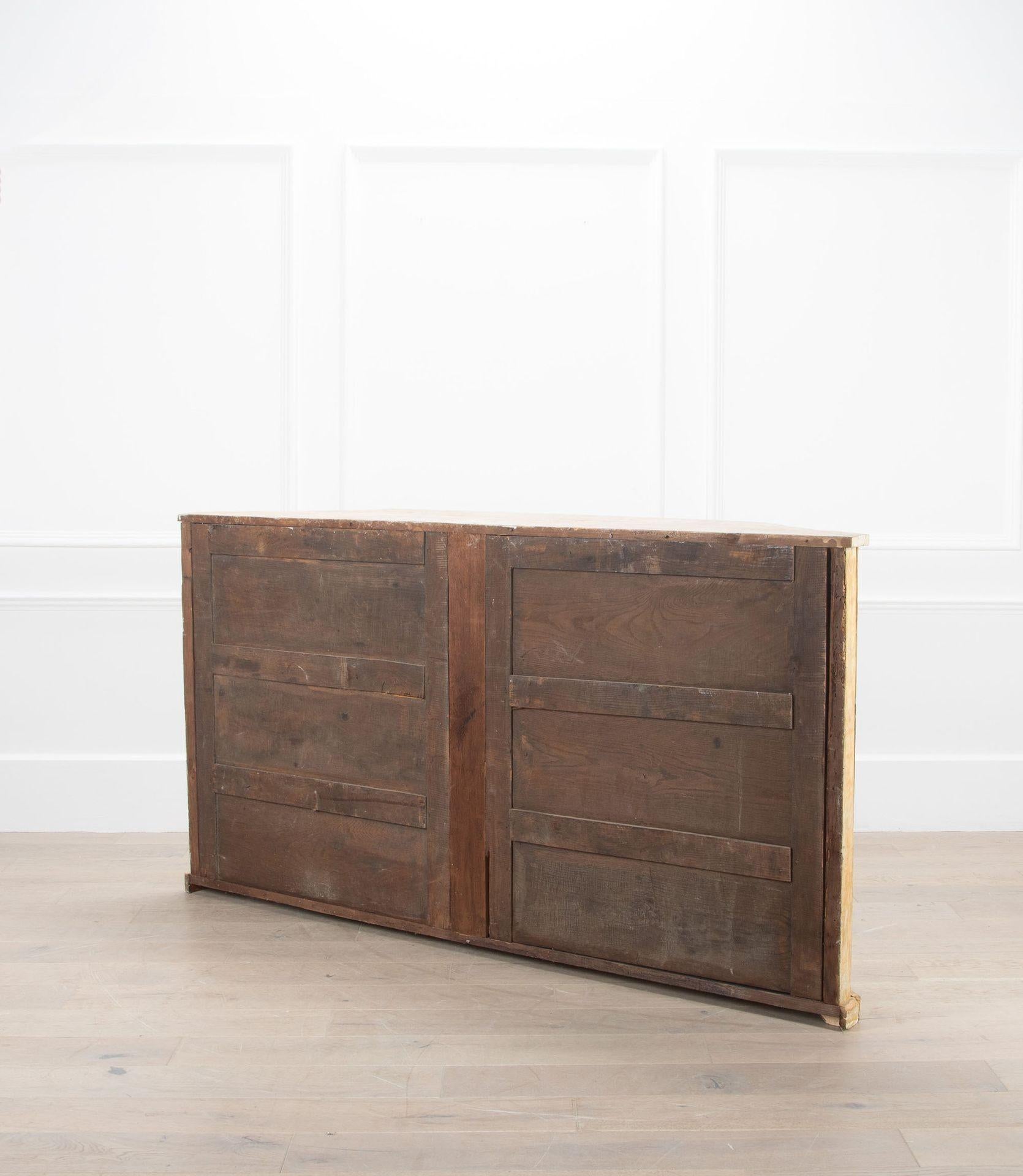 Pine 18th Century Italian Buffet For Sale