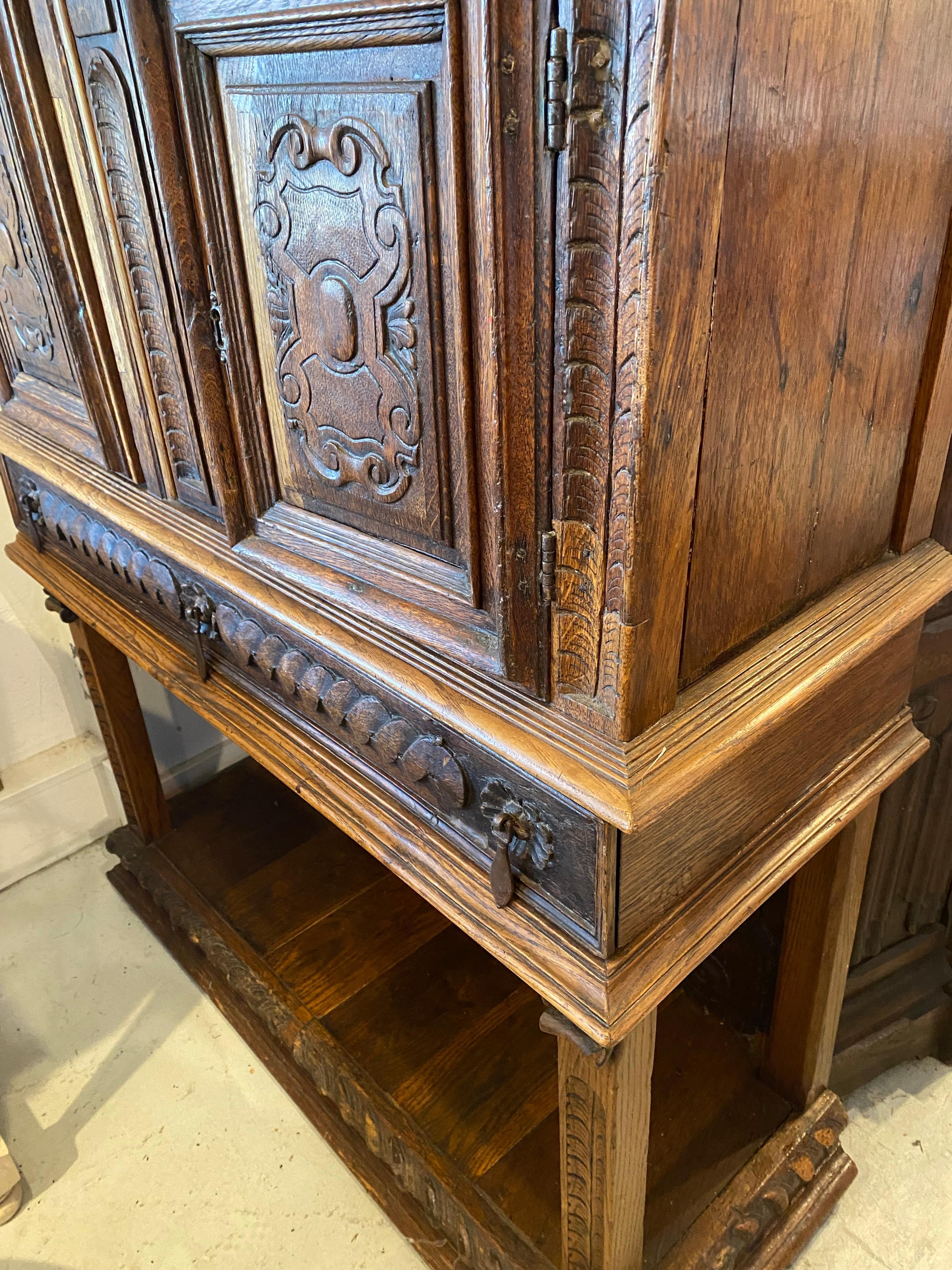 Carved 18th Century Italian Cabinet For Sale