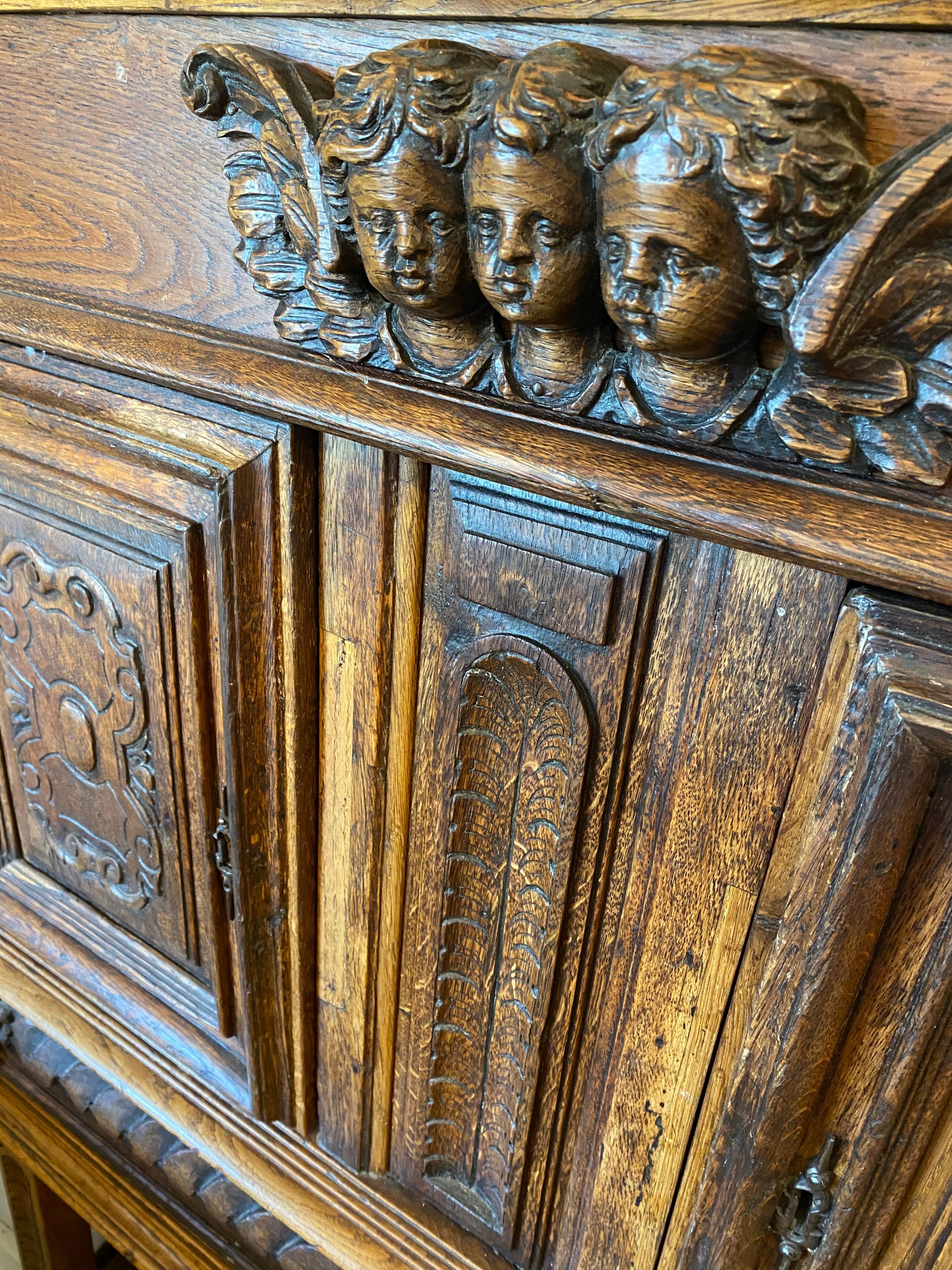 18th Century Italian Cabinet In Good Condition For Sale In Saint Helena, CA