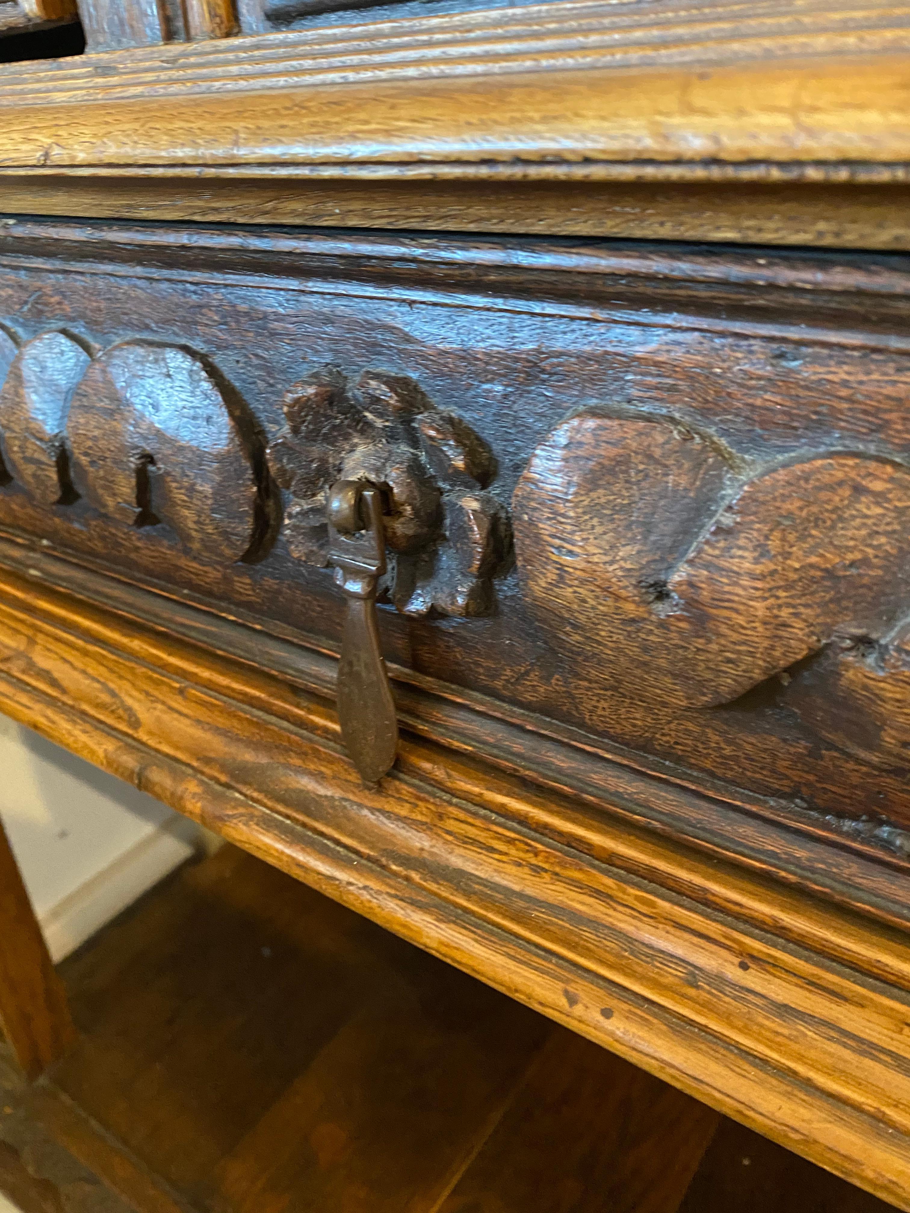 Oak 18th Century Italian Cabinet For Sale