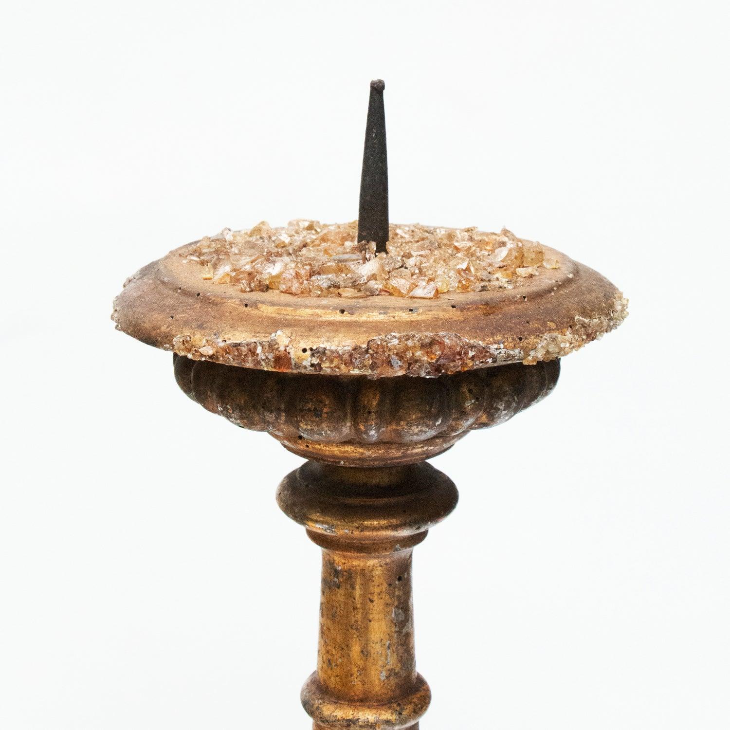 Sculpté à la main Fragment de chandelier italien du 18e siècle sur base de matrice en cristaux de Tangerine en vente